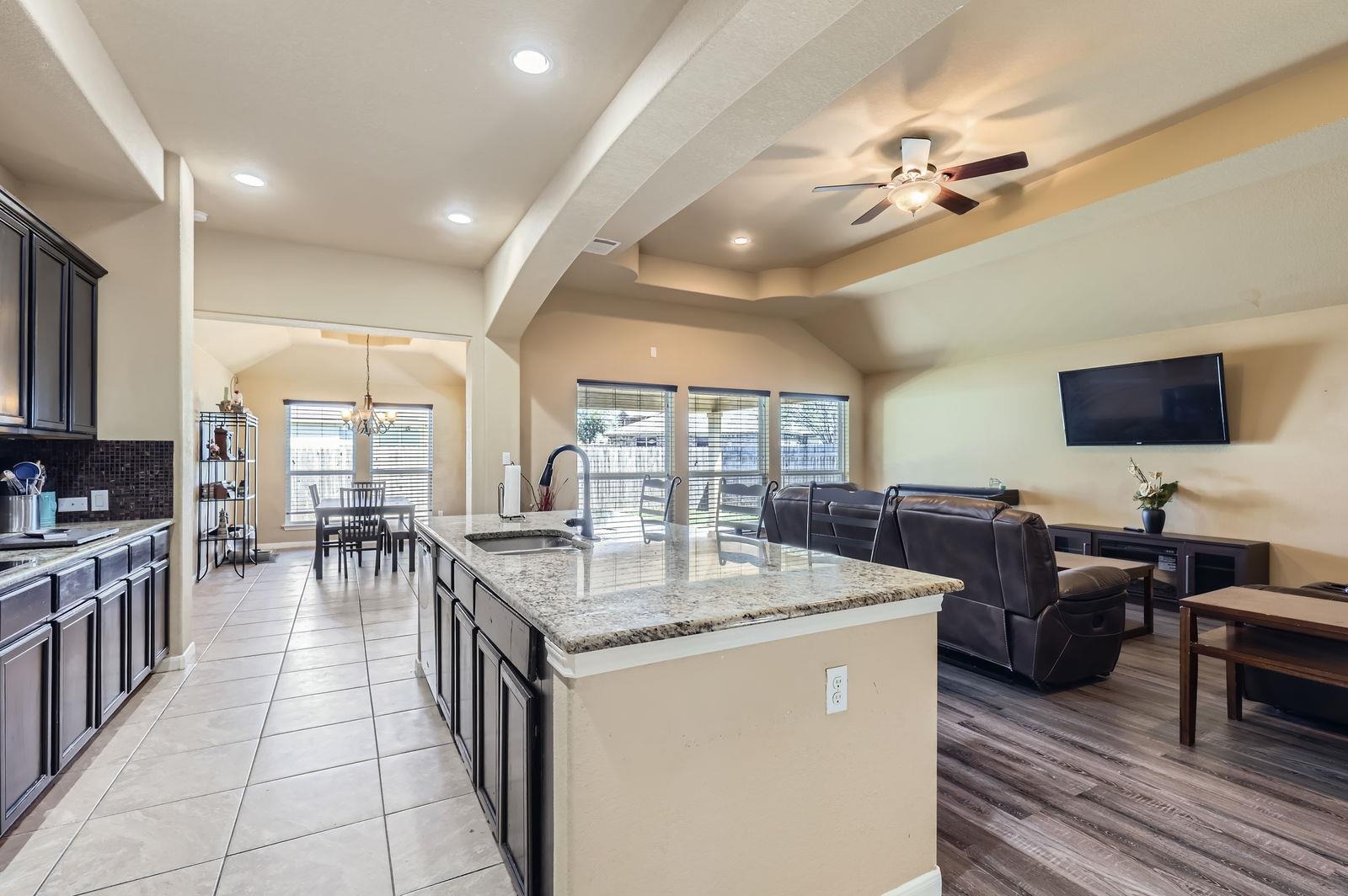Swenson Dr, Hutto, TX 78634 #1