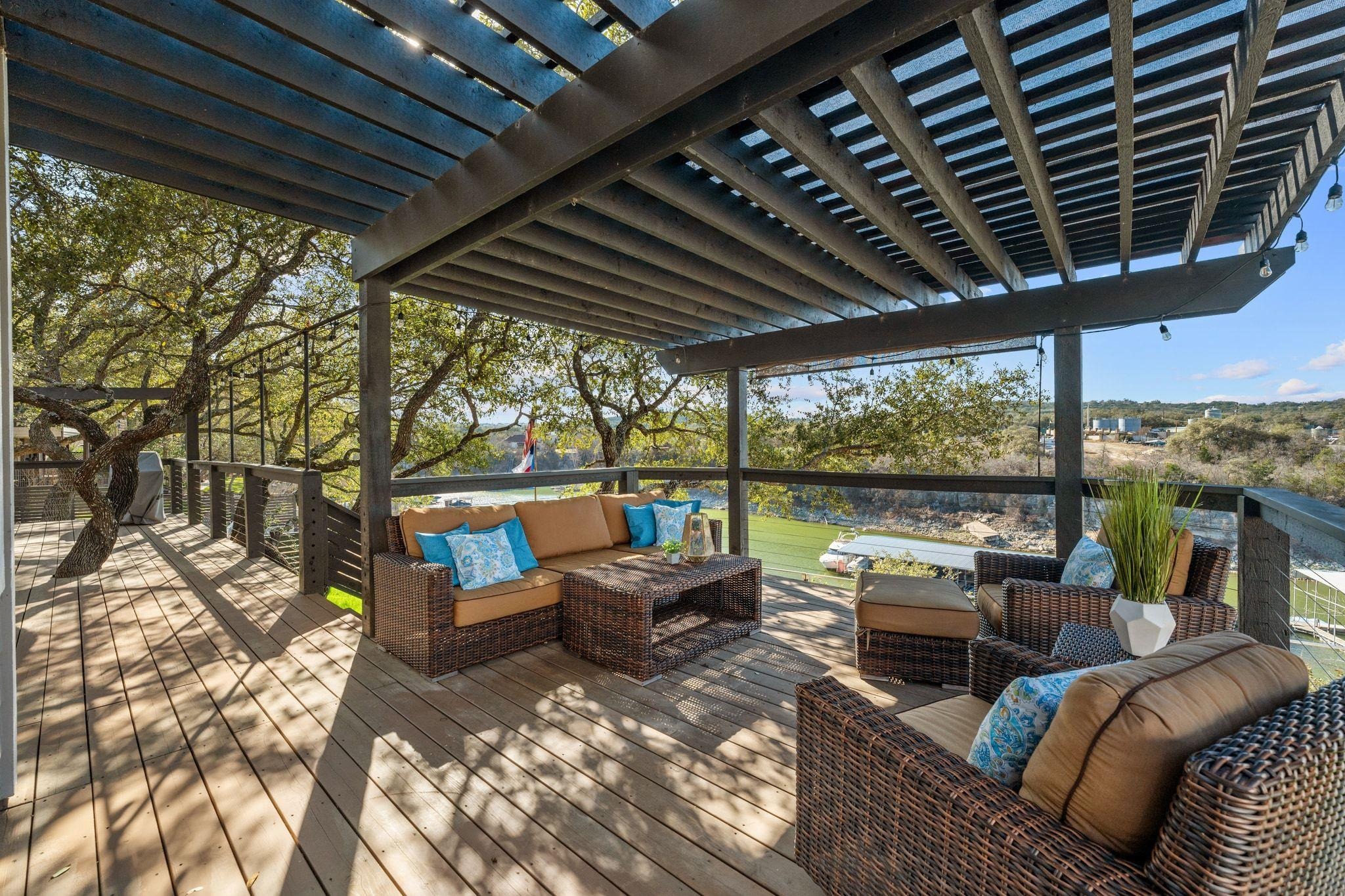 Briarcliff Dr, Spicewood, TX 78669