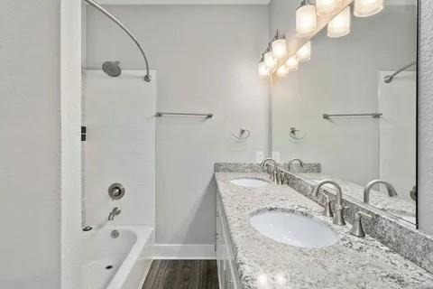 Storm Dr, Austin, TX 78734