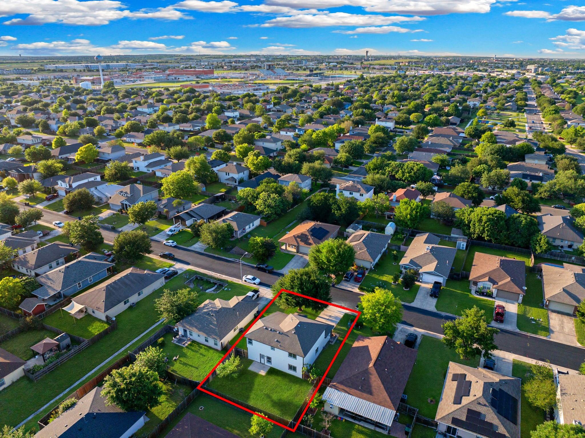 Steven St, Hutto, TX 78634