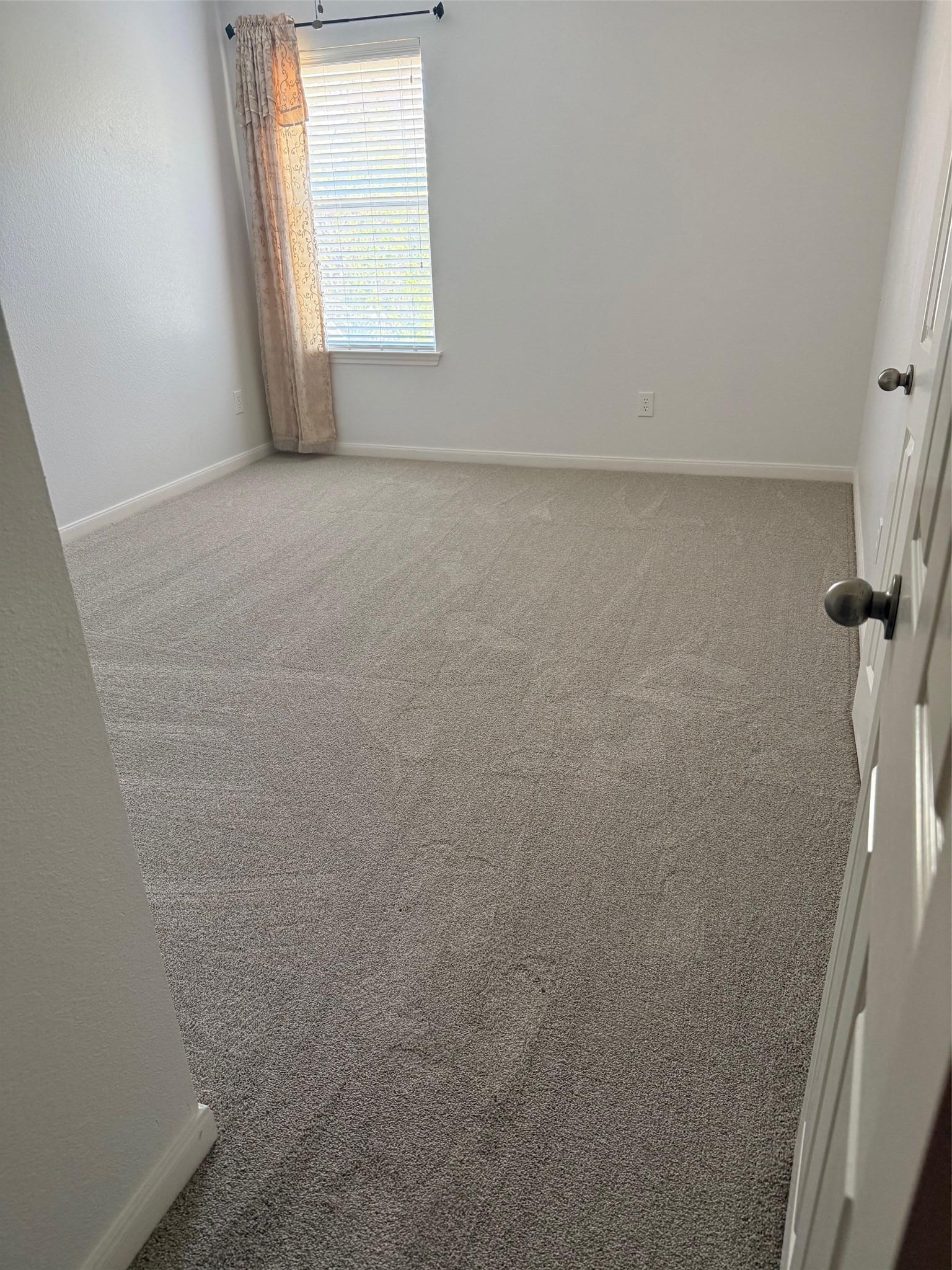 Interlachen Dr, Austin, TX 78717