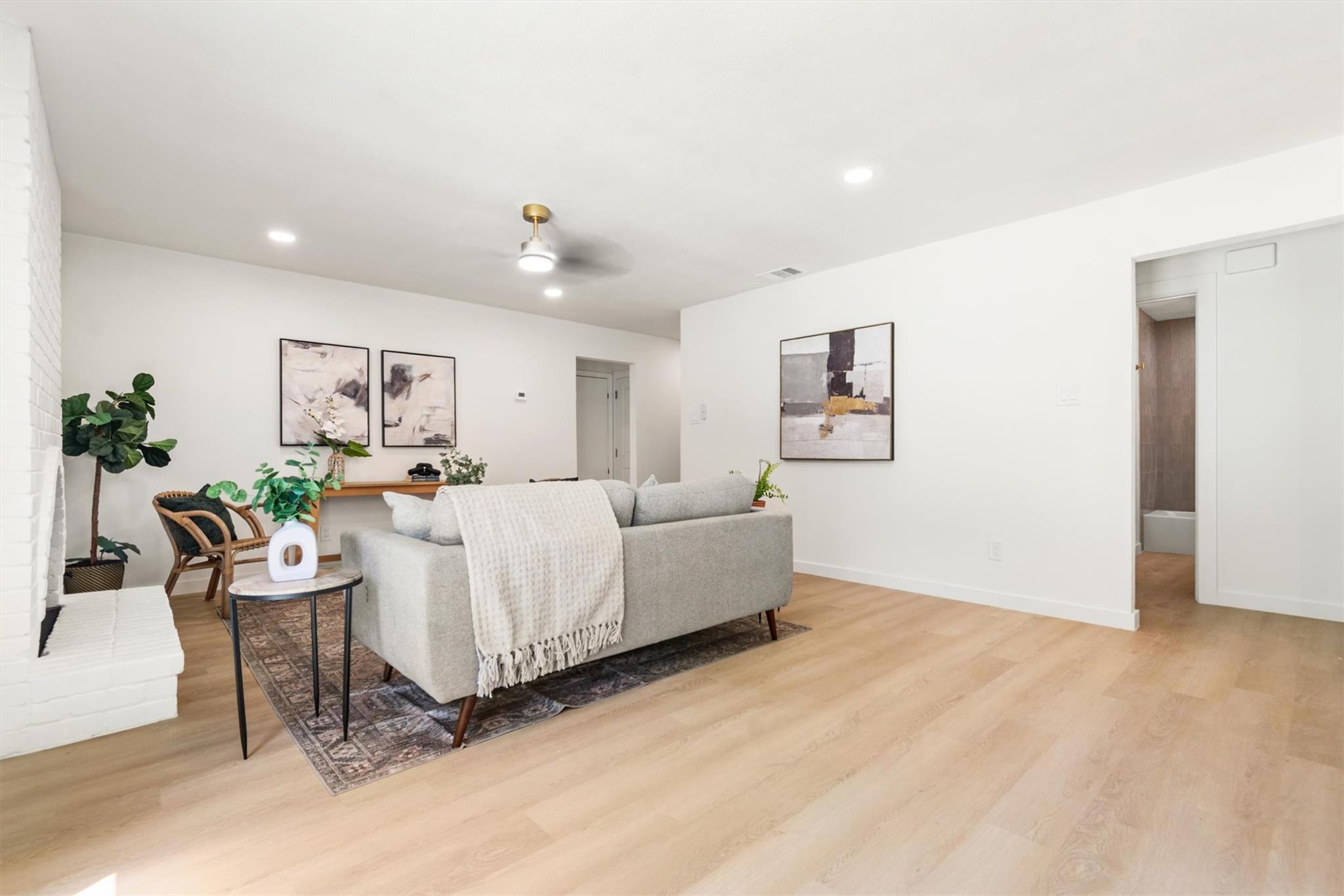 Meadgreen Dr, Austin, TX 78758