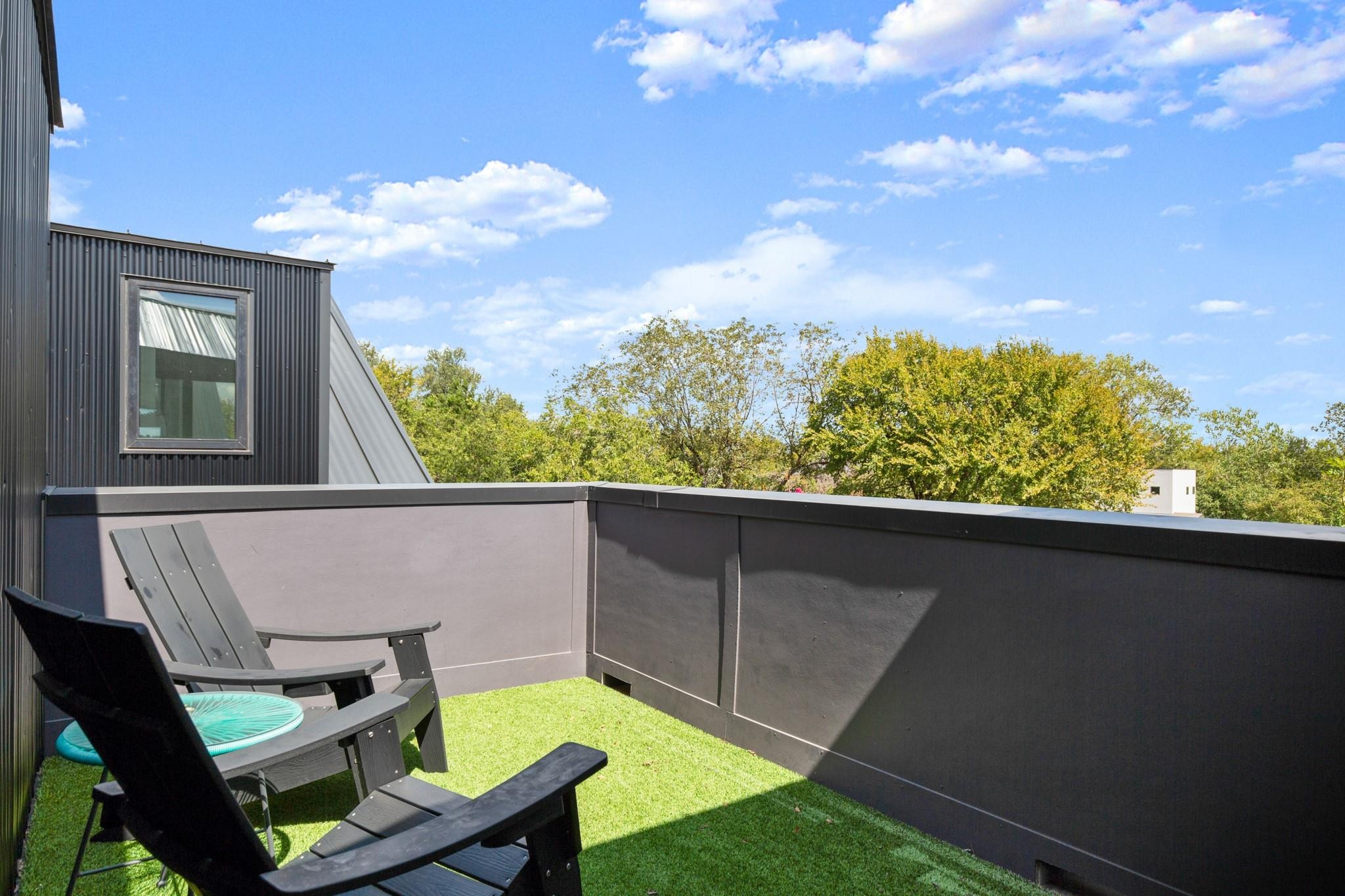 17th St, Austin, TX 78721