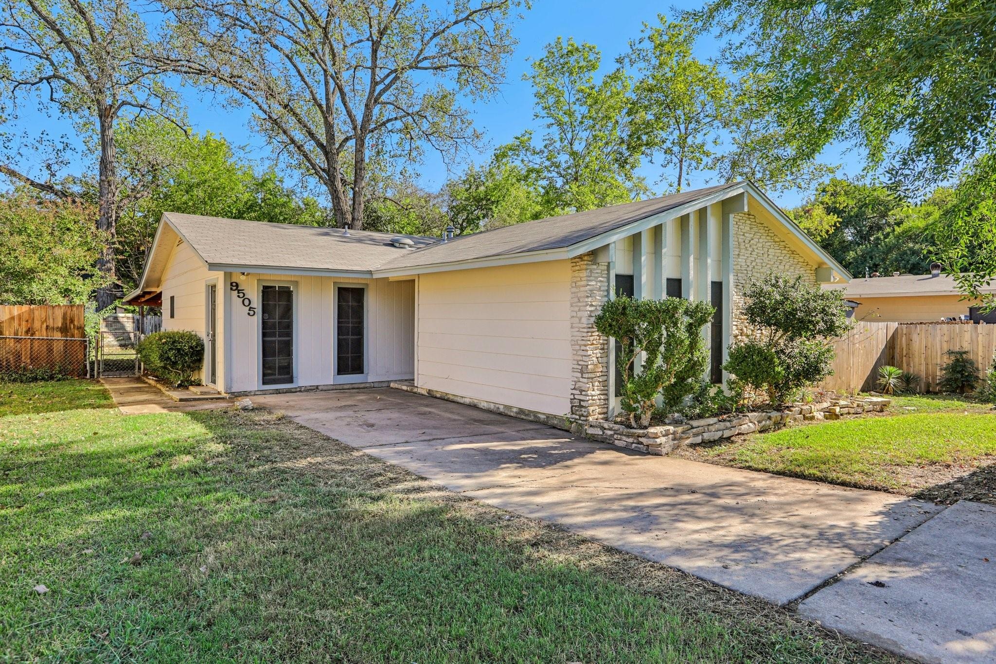 Creek Dr, Austin, TX 78753 #1