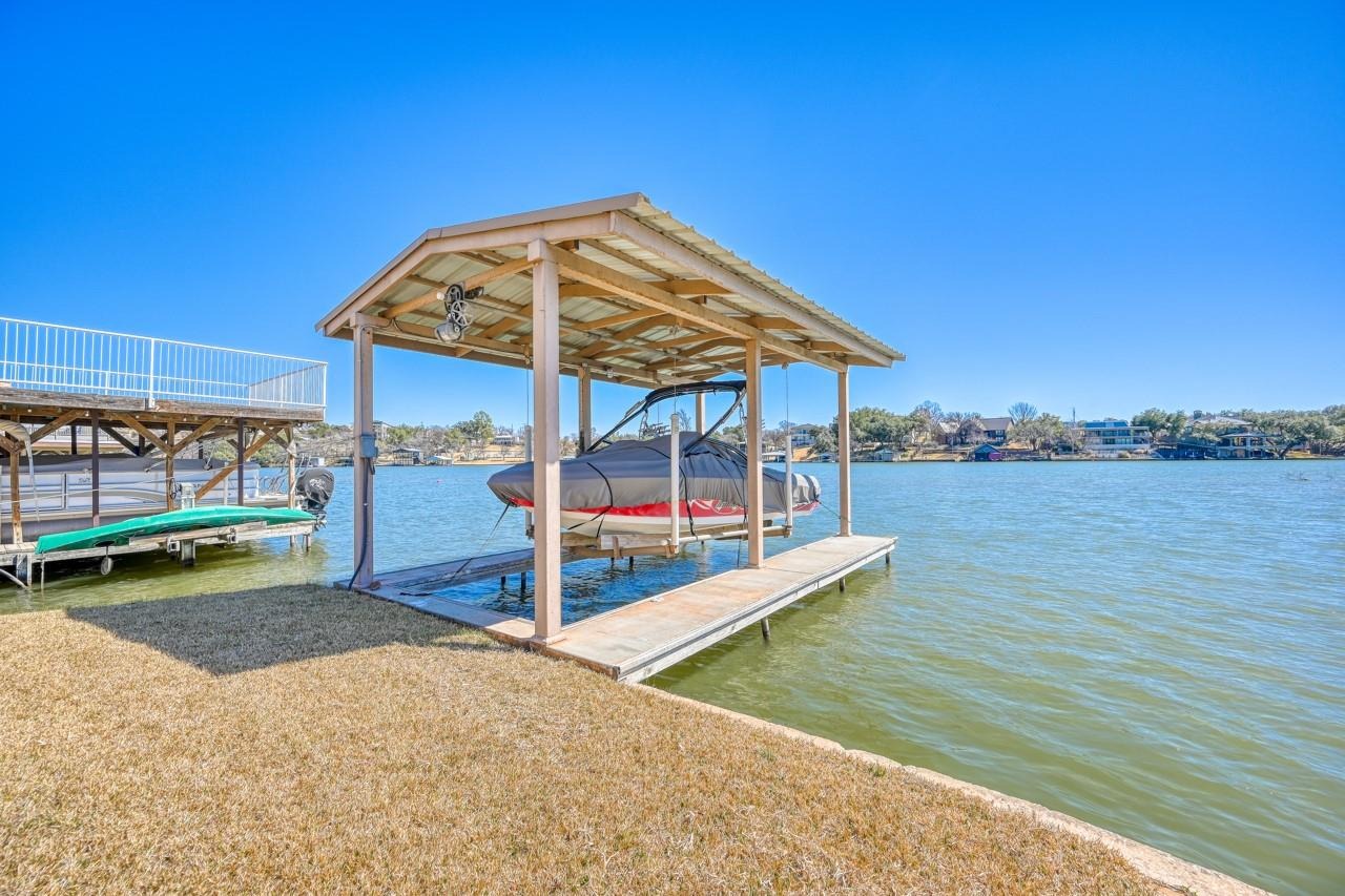 Sandy Mountain Dr, Llano, TX 78643