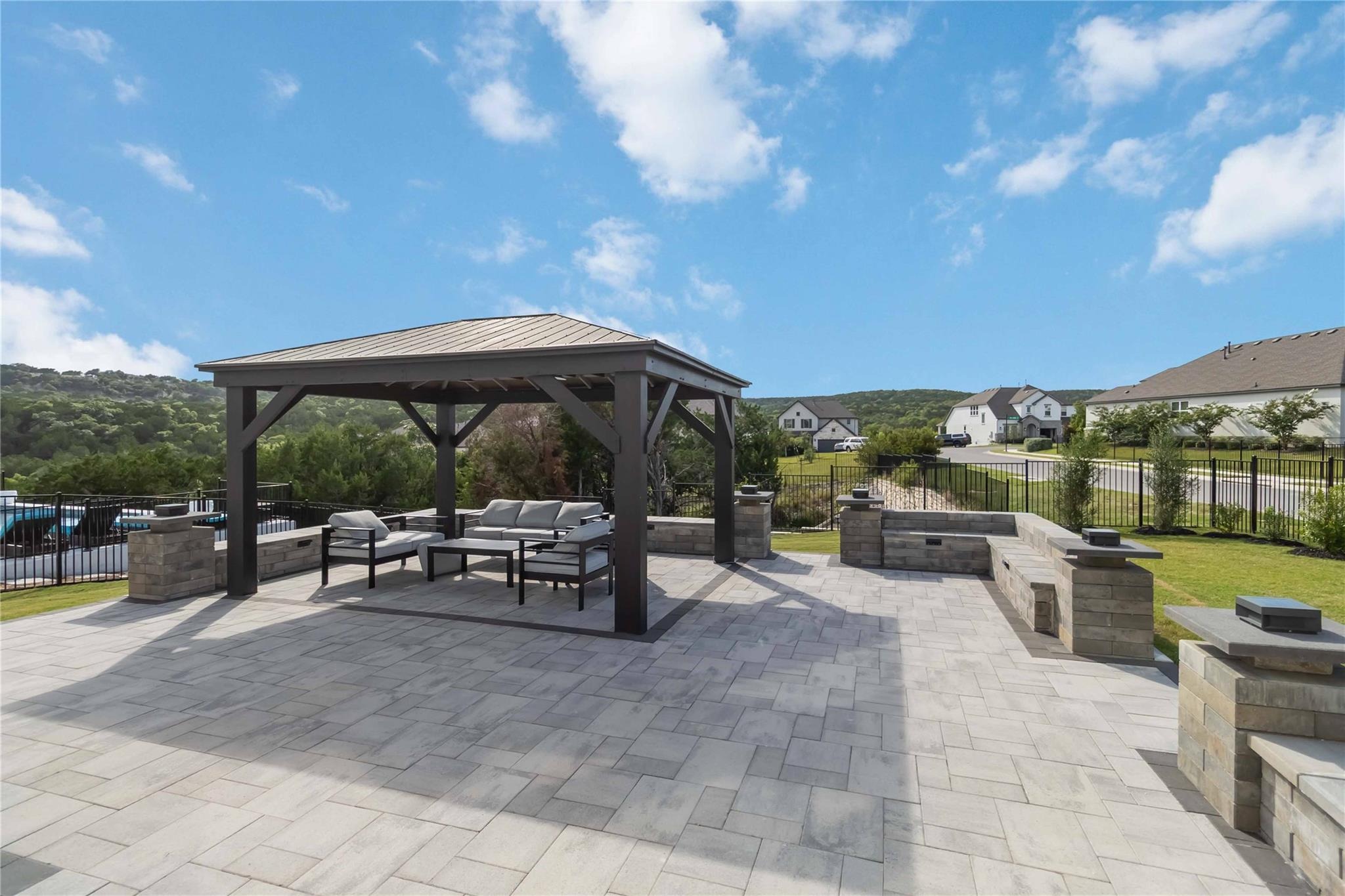 Modena Bay Bnd, Leander, TX 78641