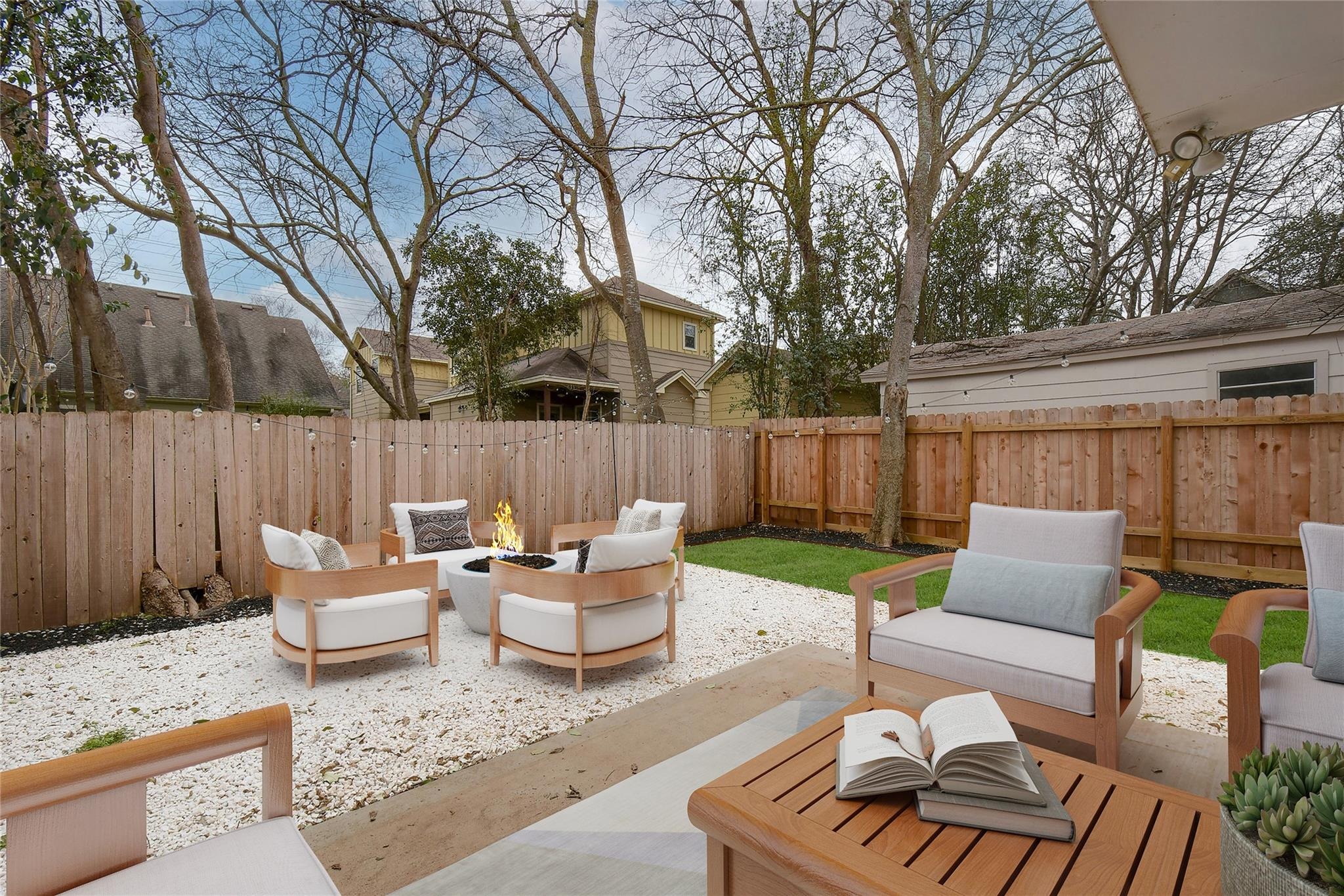 6th St, Austin, TX 78704