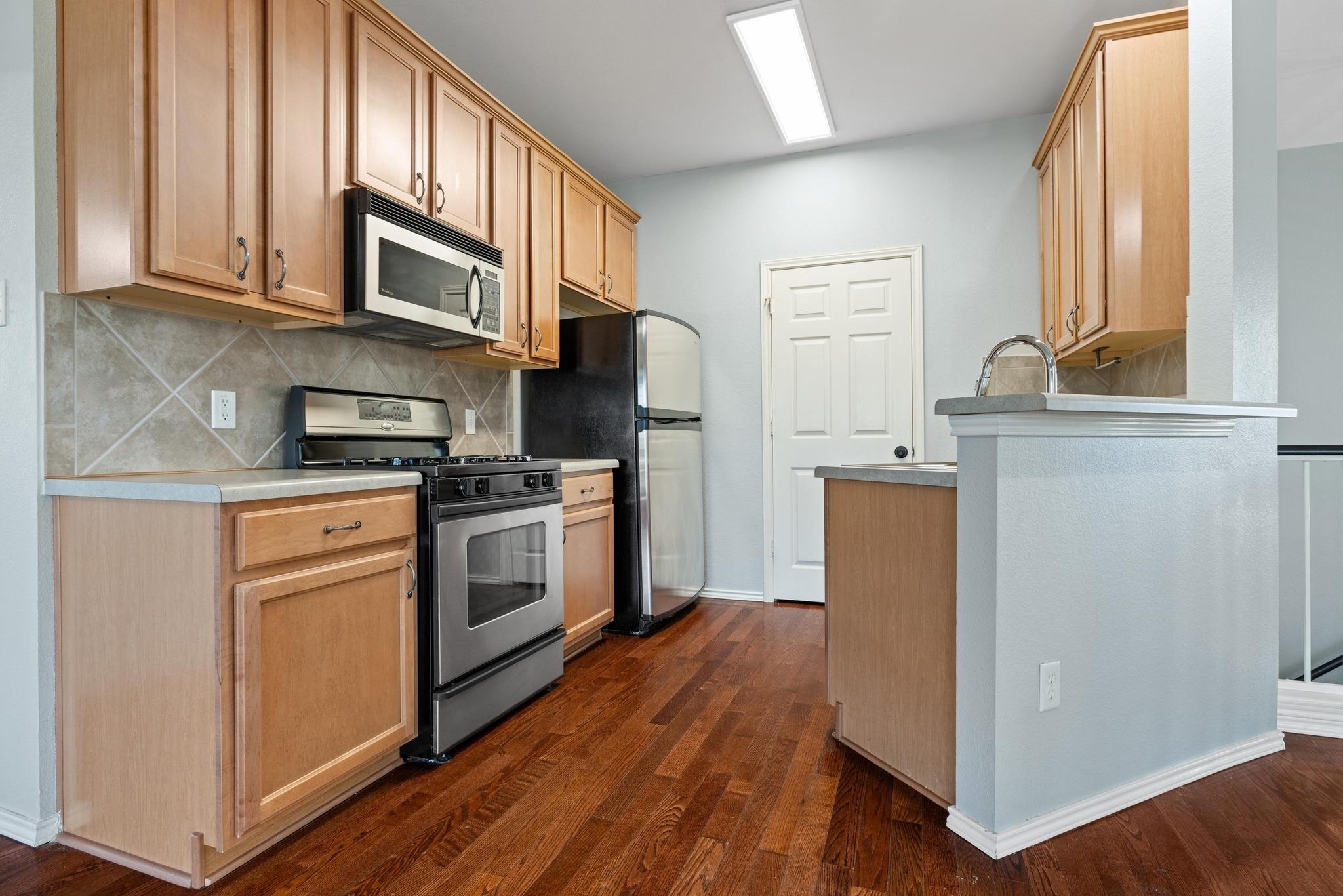 Scofield Ridge Pkwy, Austin, TX 78727