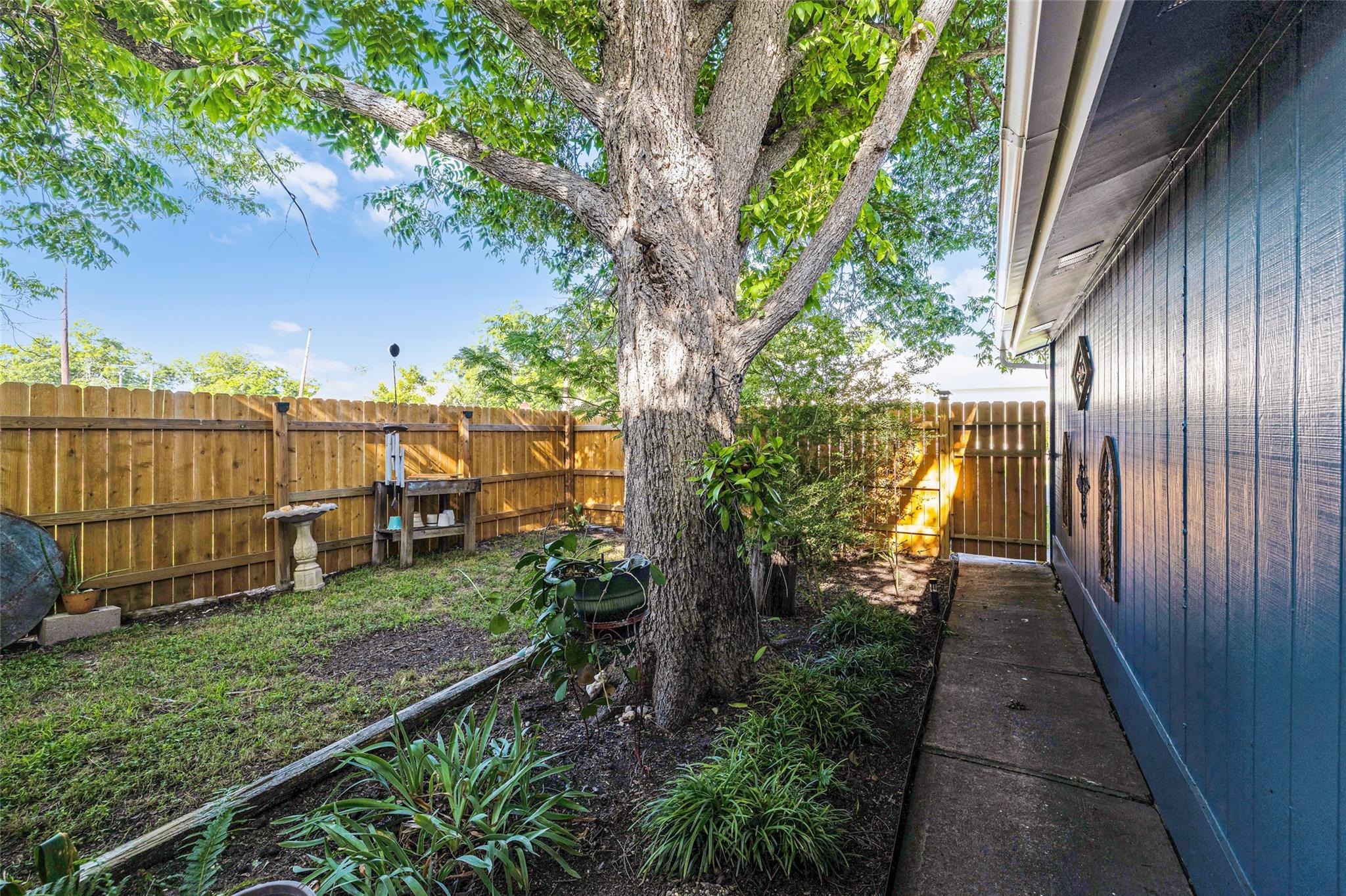 Clark St, Bartlett, TX 76511
