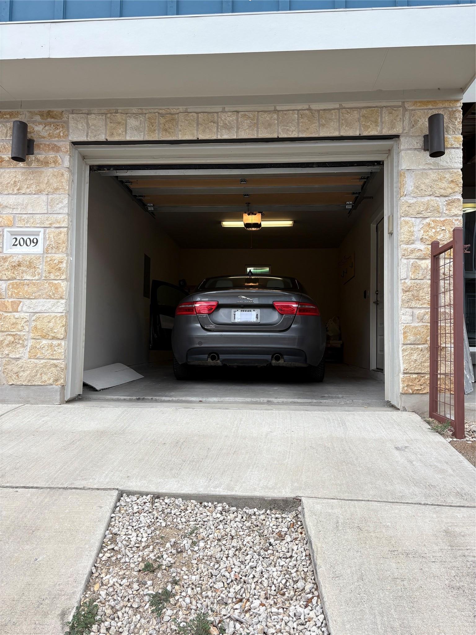 Dinsdale Ln, Austin, TX 78741 #1