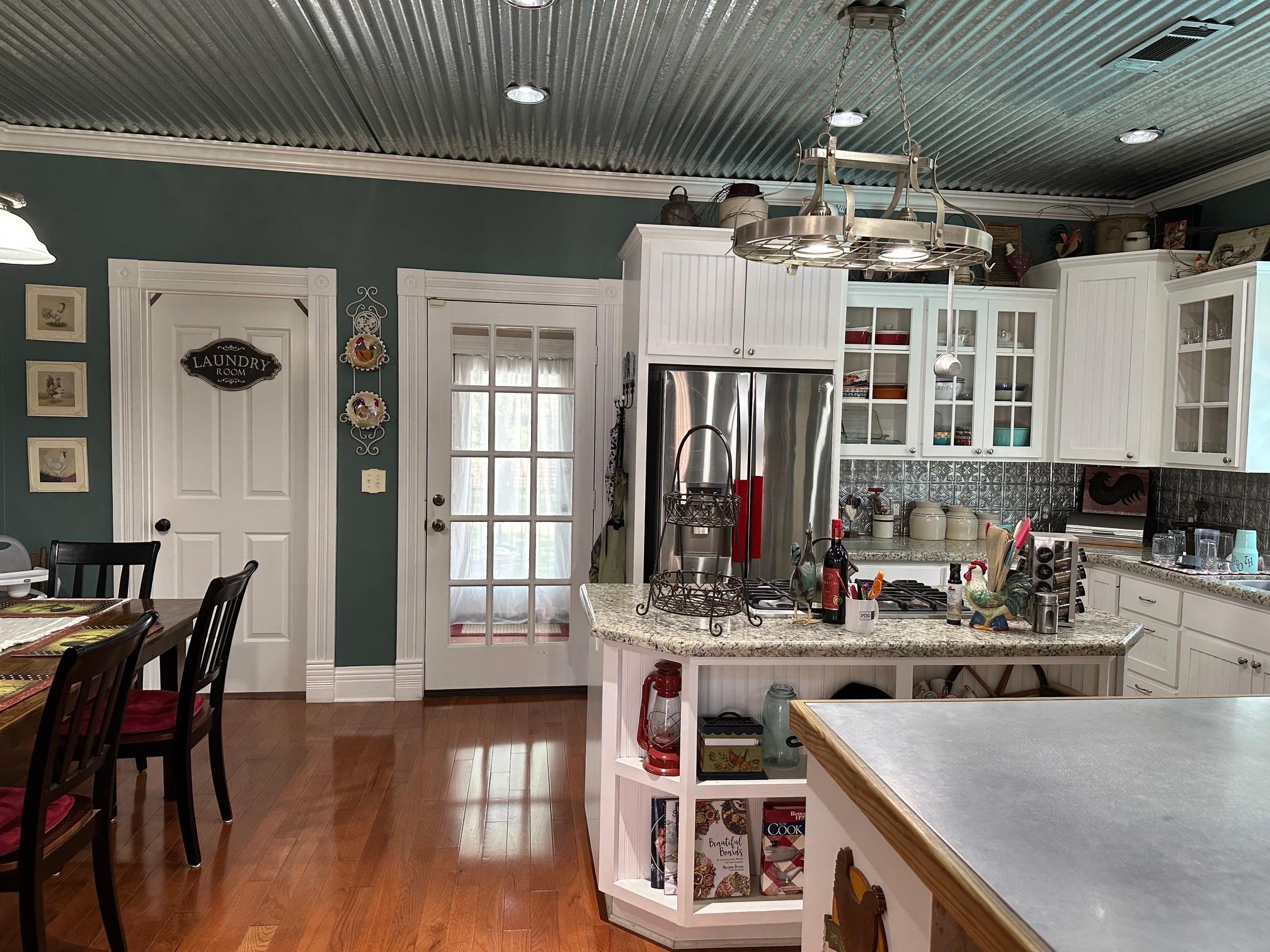 Colorado St, LA Grange, TX 78945