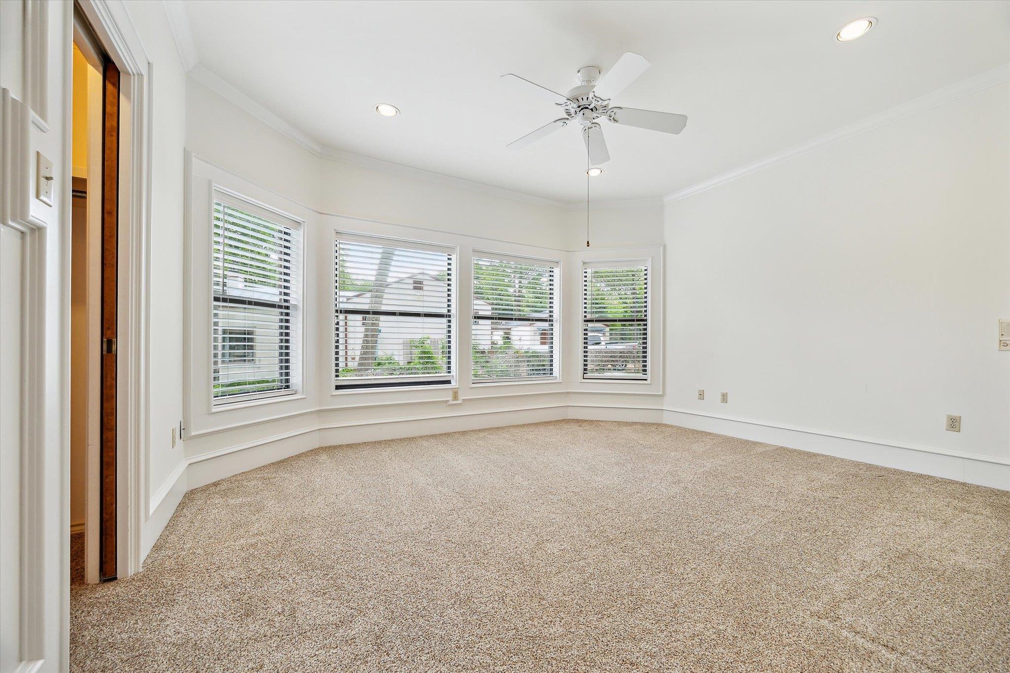 Woodlake Dr, Mc Queeney, TX 78123 #1