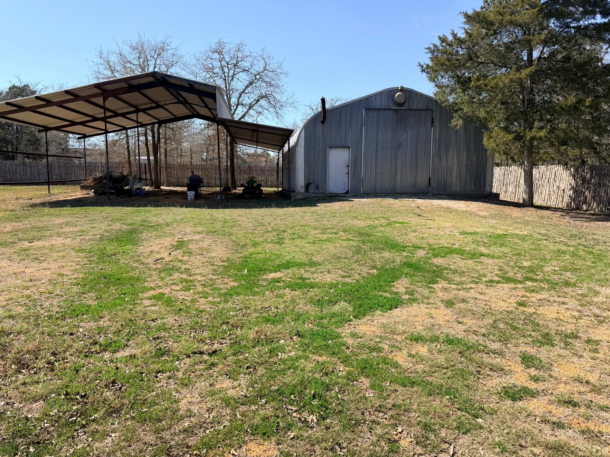 Peace Pipe , Smithville, TX 78957