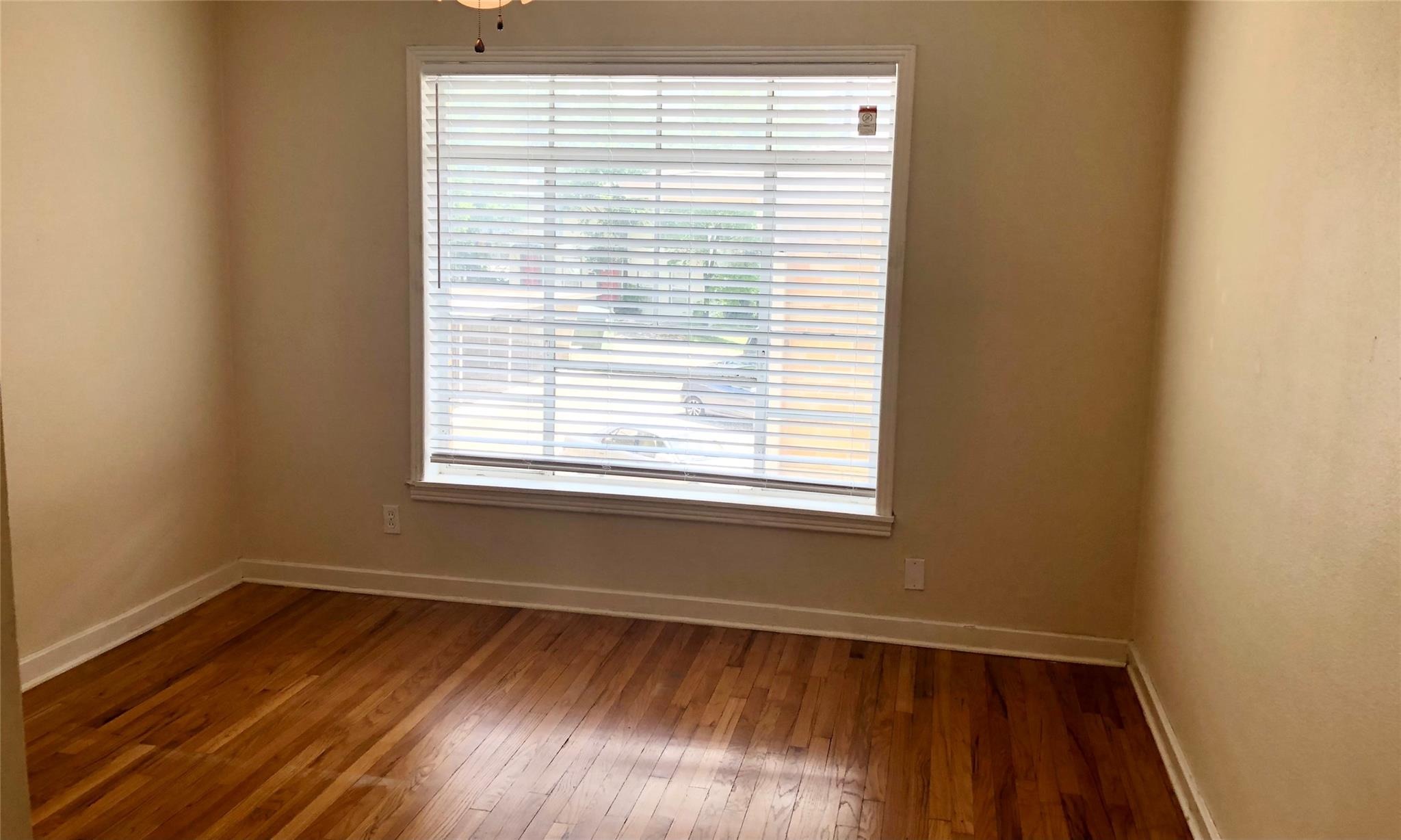 34th St, Austin, TX 78705