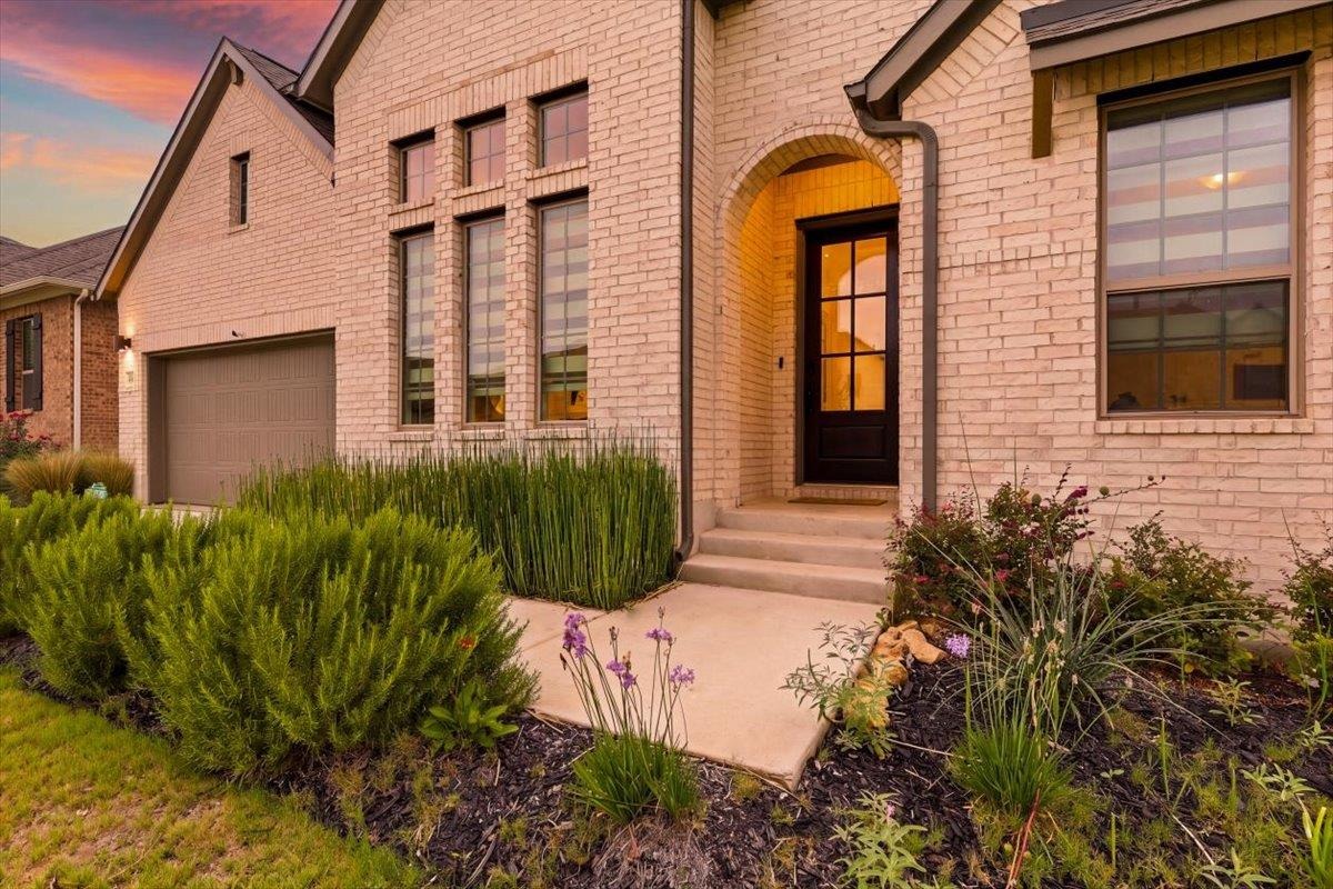 Peacevine Ln, Liberty Hill, TX 78642