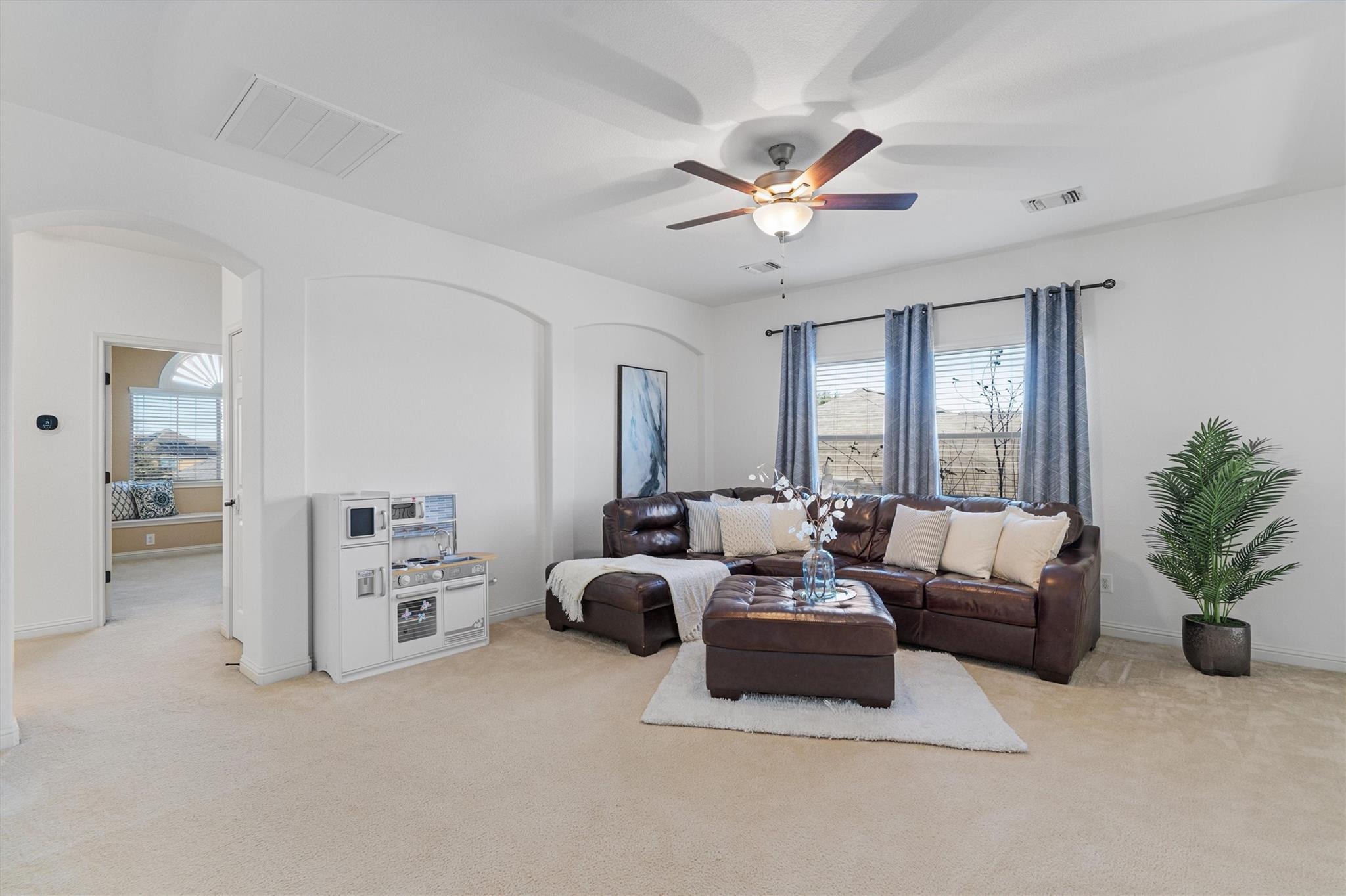 Santa Barbara Loop, Round Rock, TX 78665 #1