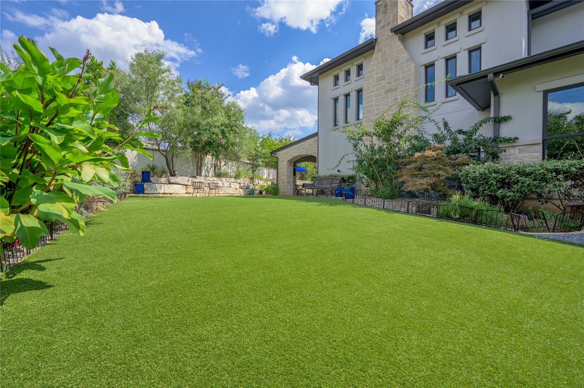 Bella Colinas Dr, Austin, TX 78738