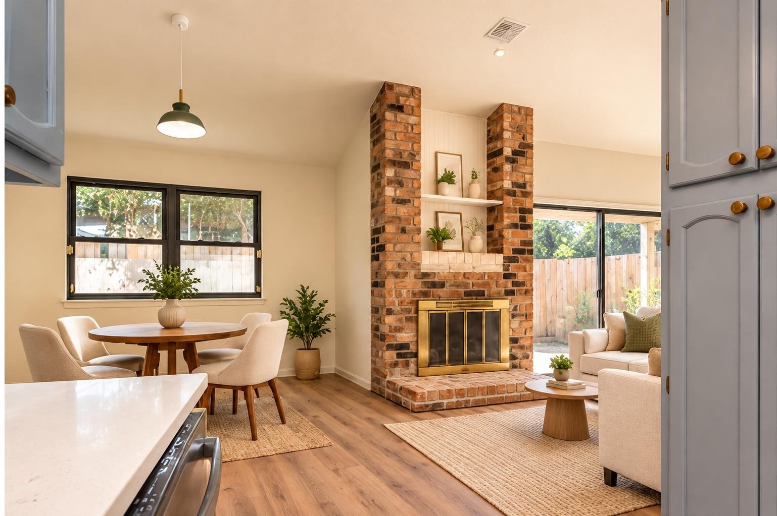 Coronado Cir, Austin, TX 78752 #1