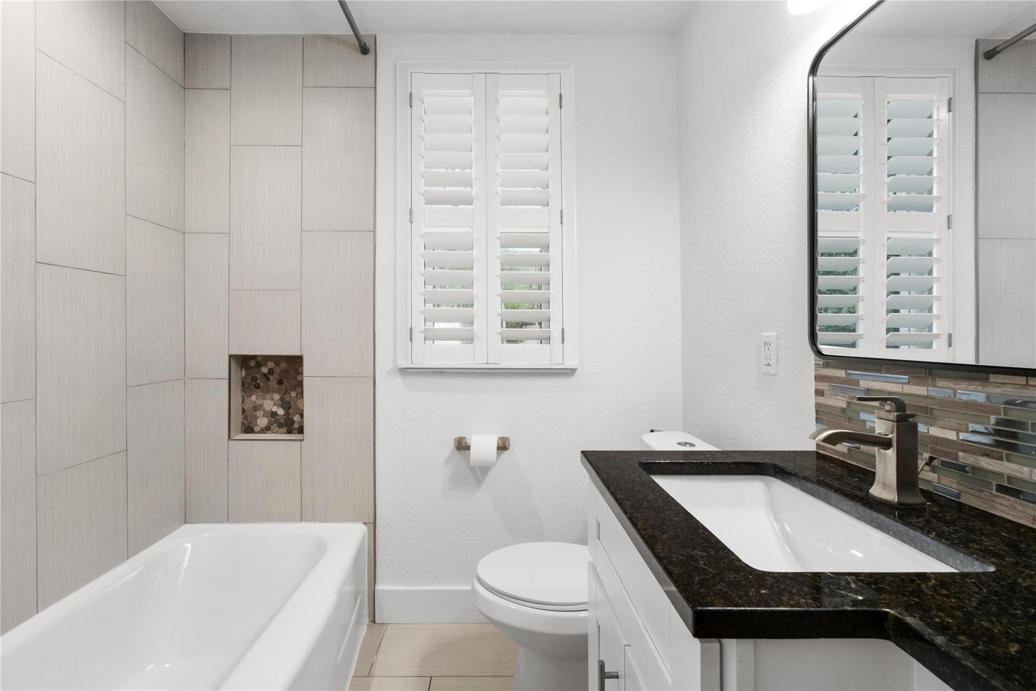 Kenilworth Dr, Austin, TX 78723