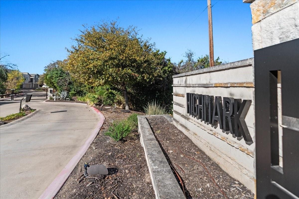 Merrick Ln, Austin, TX 78745