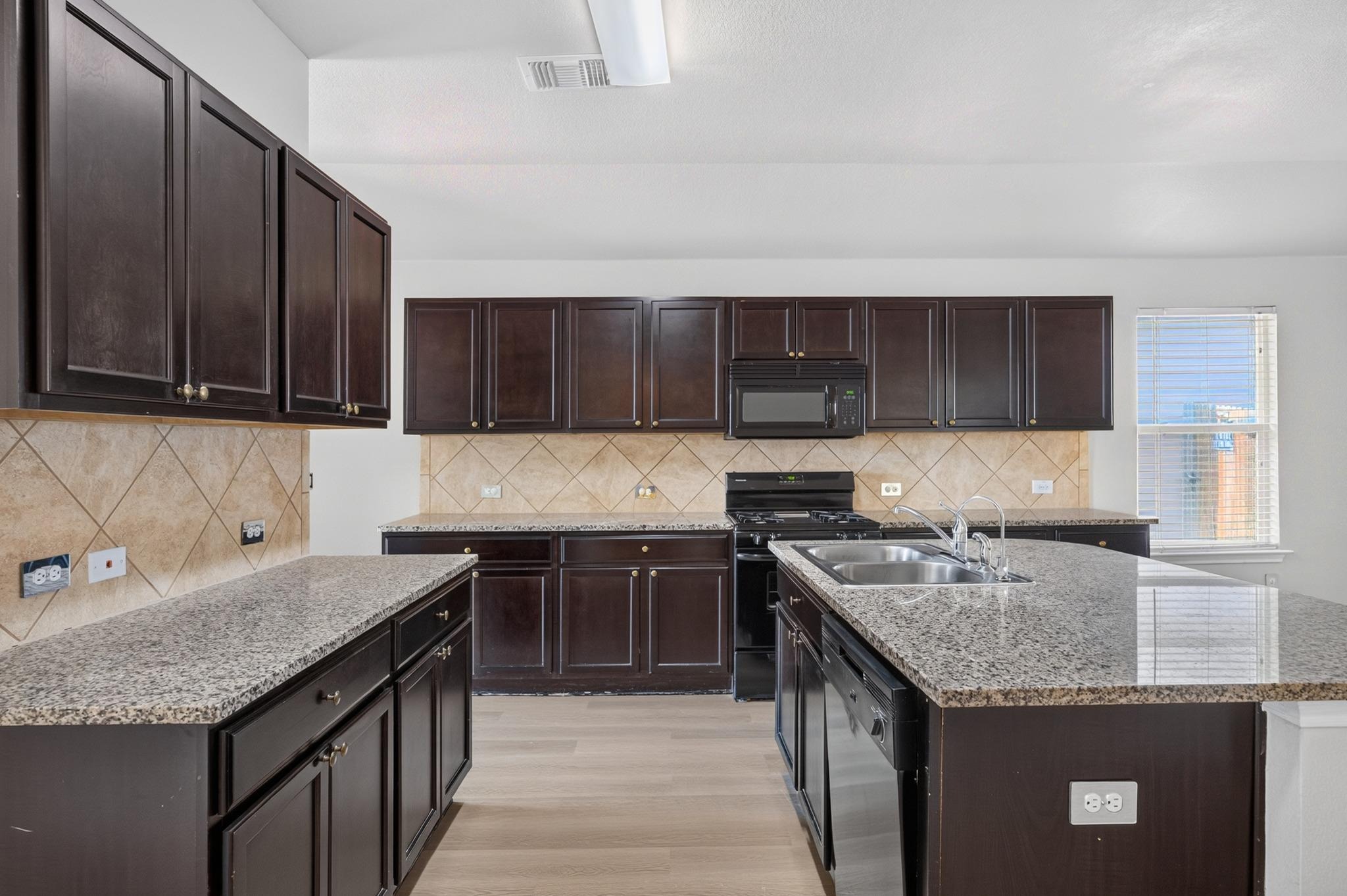 Great Falls Dr, Manor, TX 78653