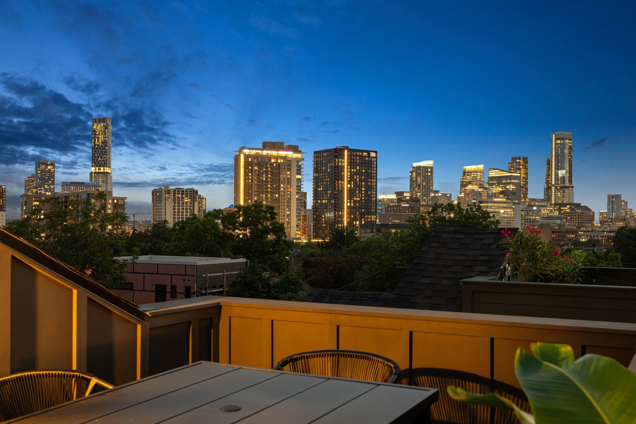 15th St, Austin, TX 78702