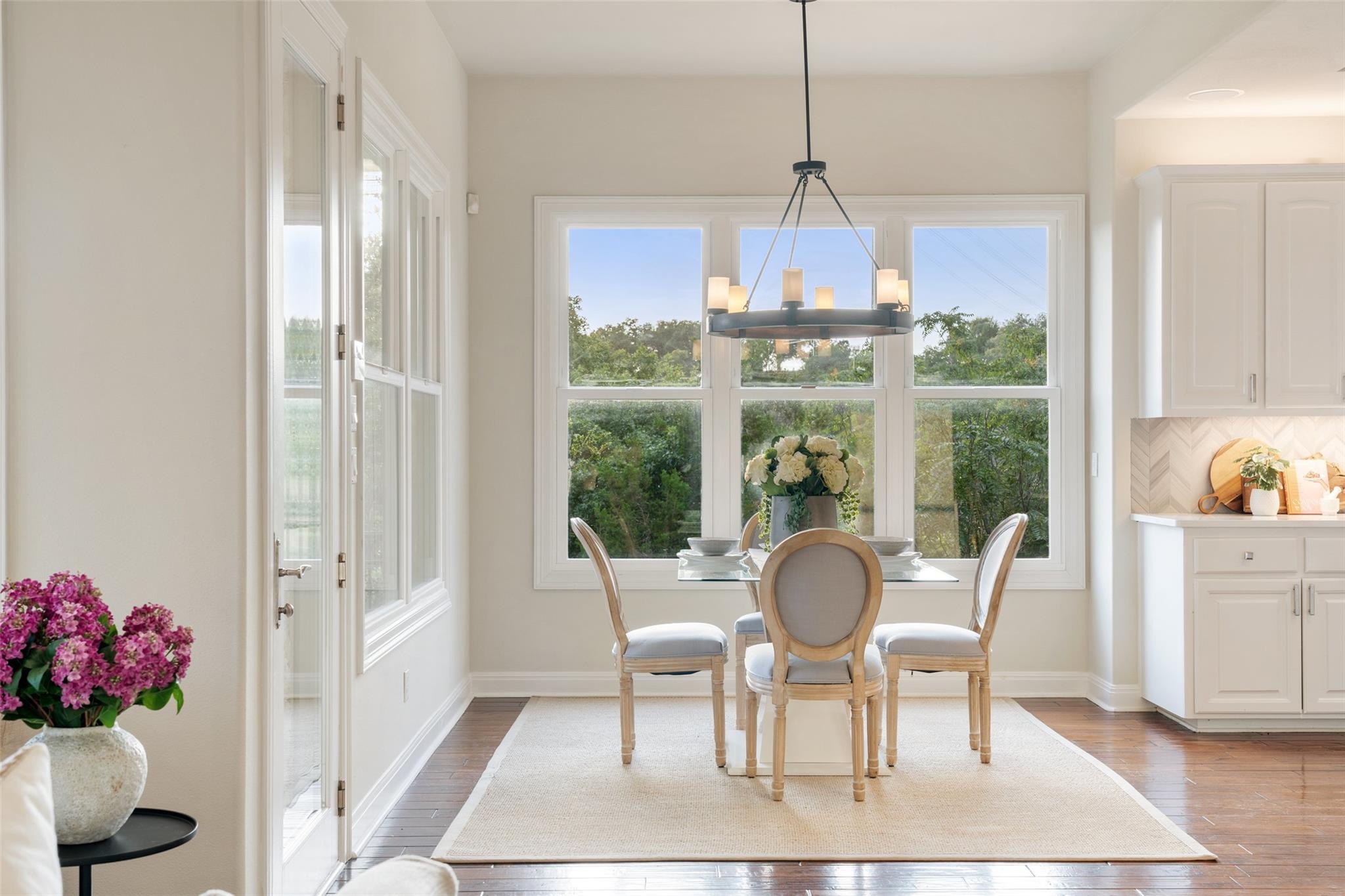 Newhall Cv, Austin, TX 78746