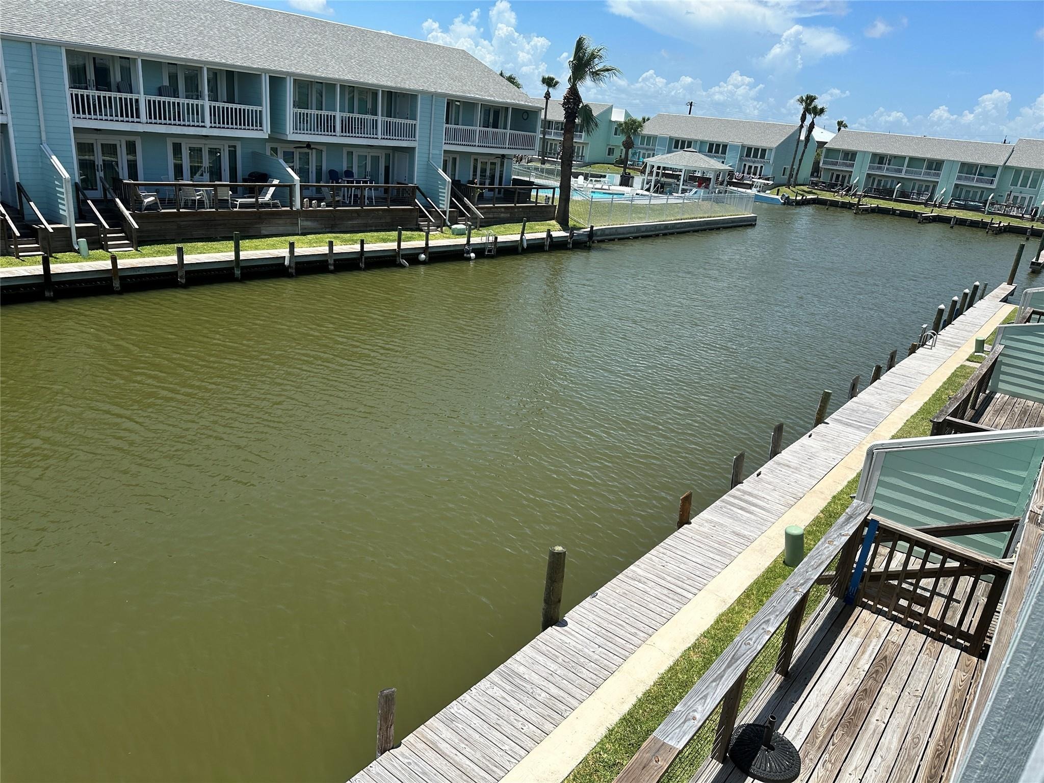 Lauderdale Dr, Rockport, TX 78382
