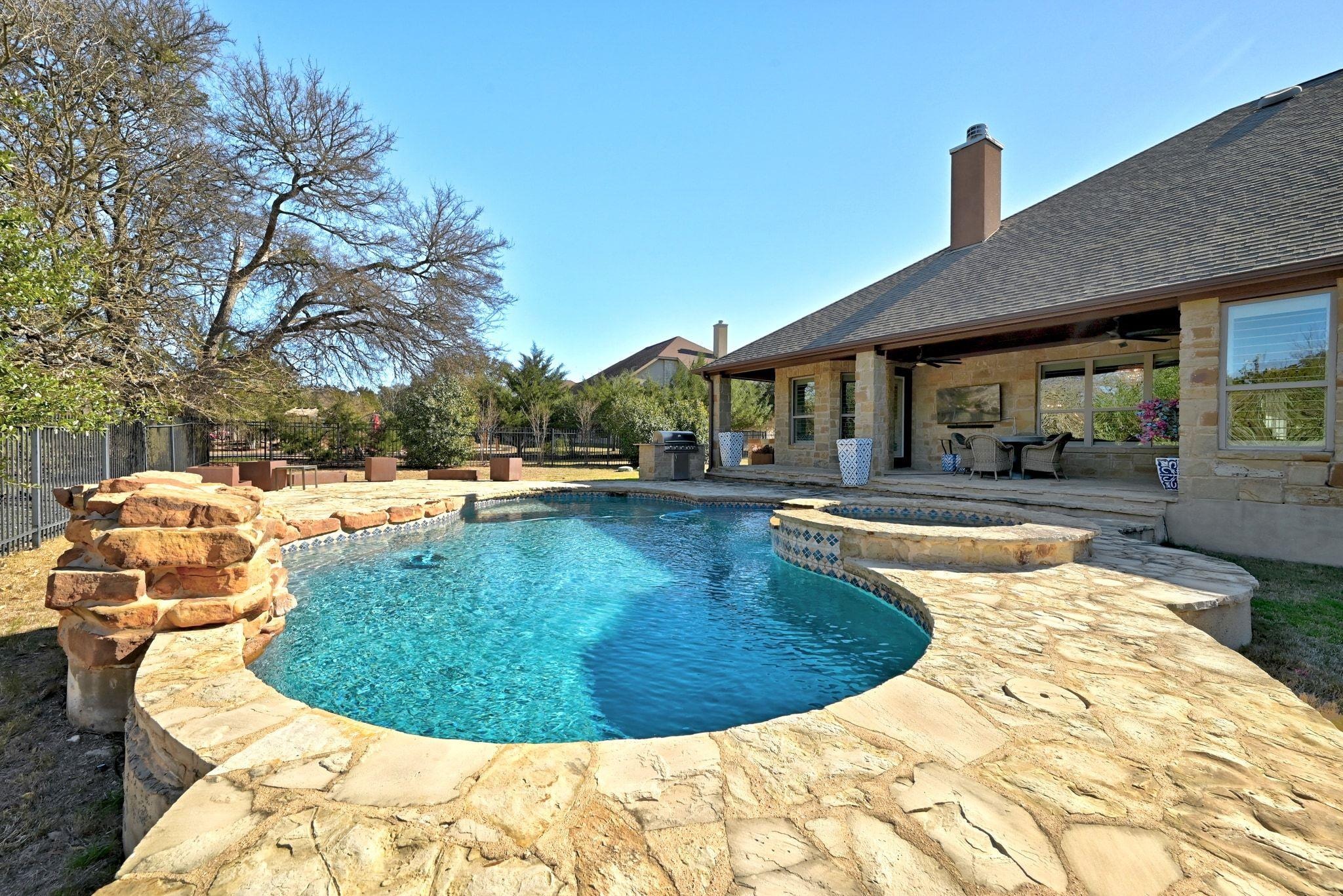 Hawthorne Loop, Driftwood, TX 78619