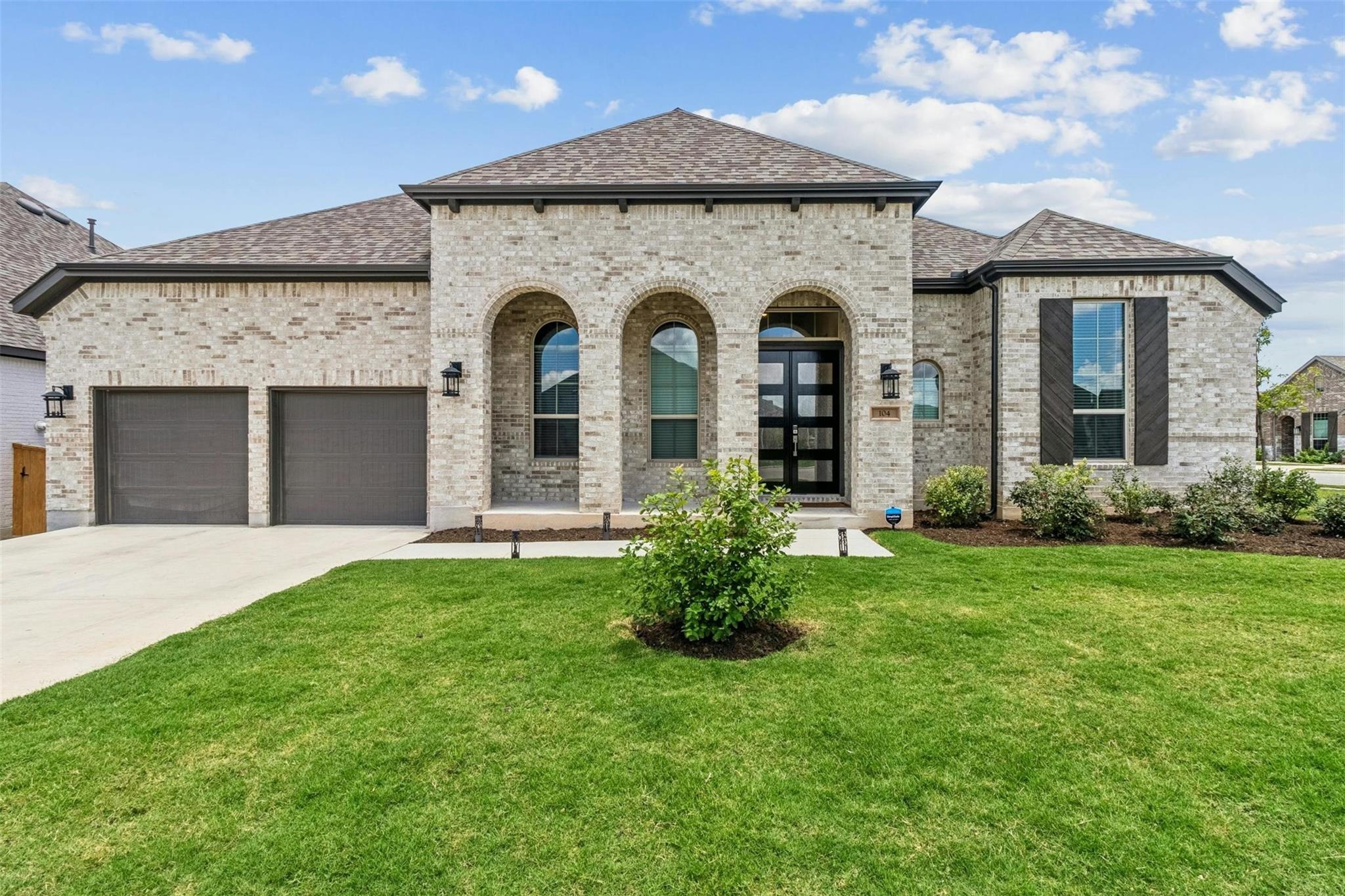 Rainbow Valley Trl, San Marcos, TX 78666