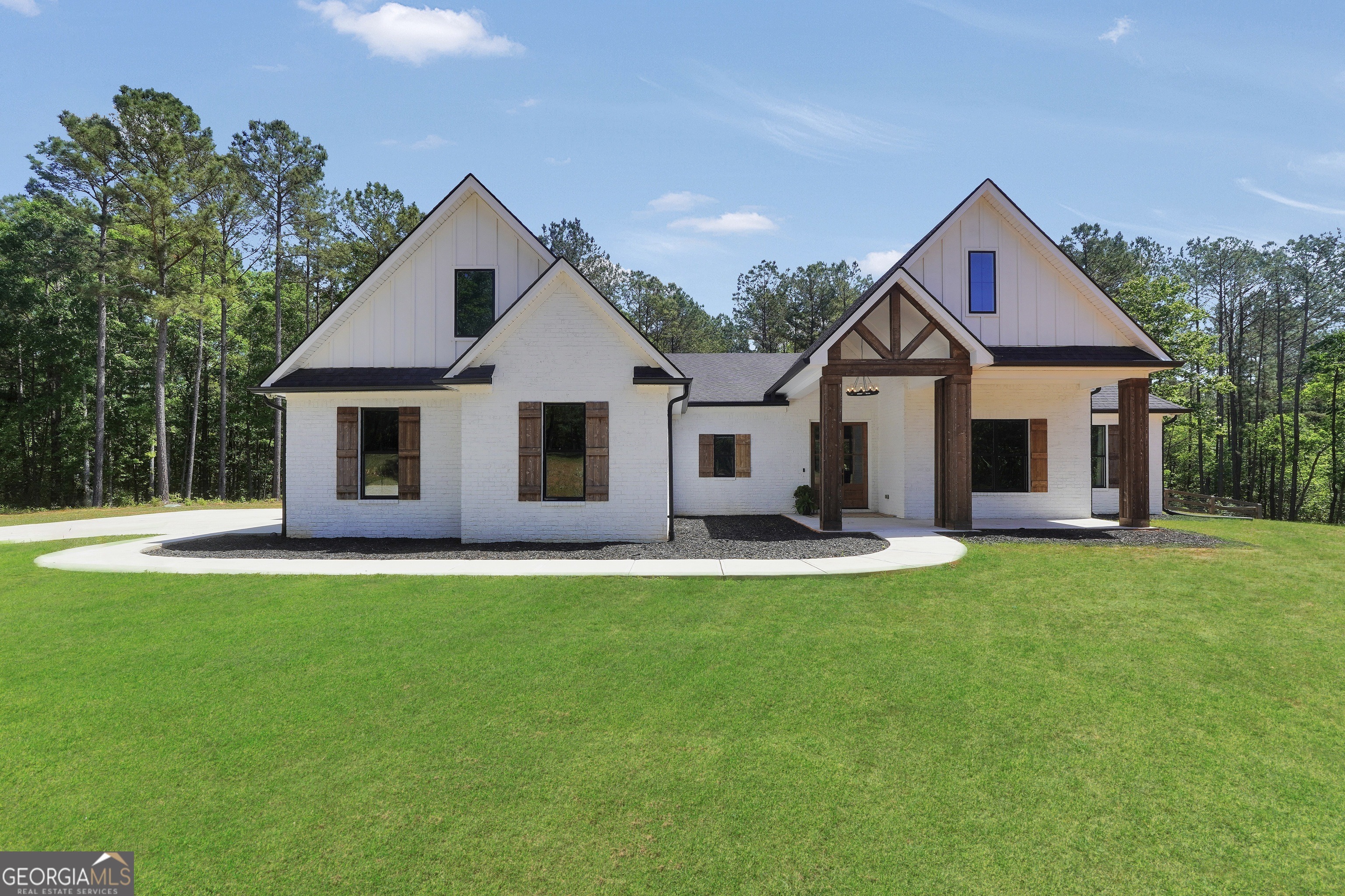 Silver Dollar Rd, Milner, GA 30257