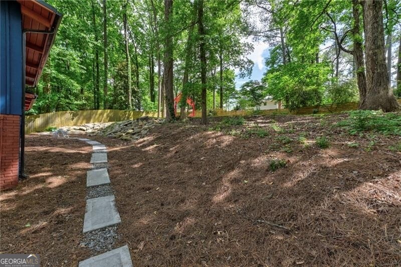 Lynnray Dr, Atlanta, GA 30340