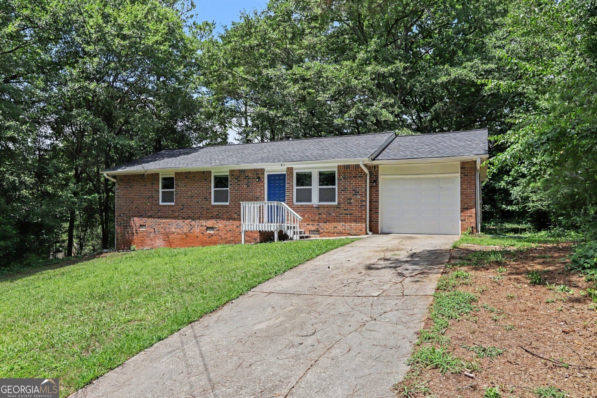 Kelly Lake Dr, Decatur, GA 30032