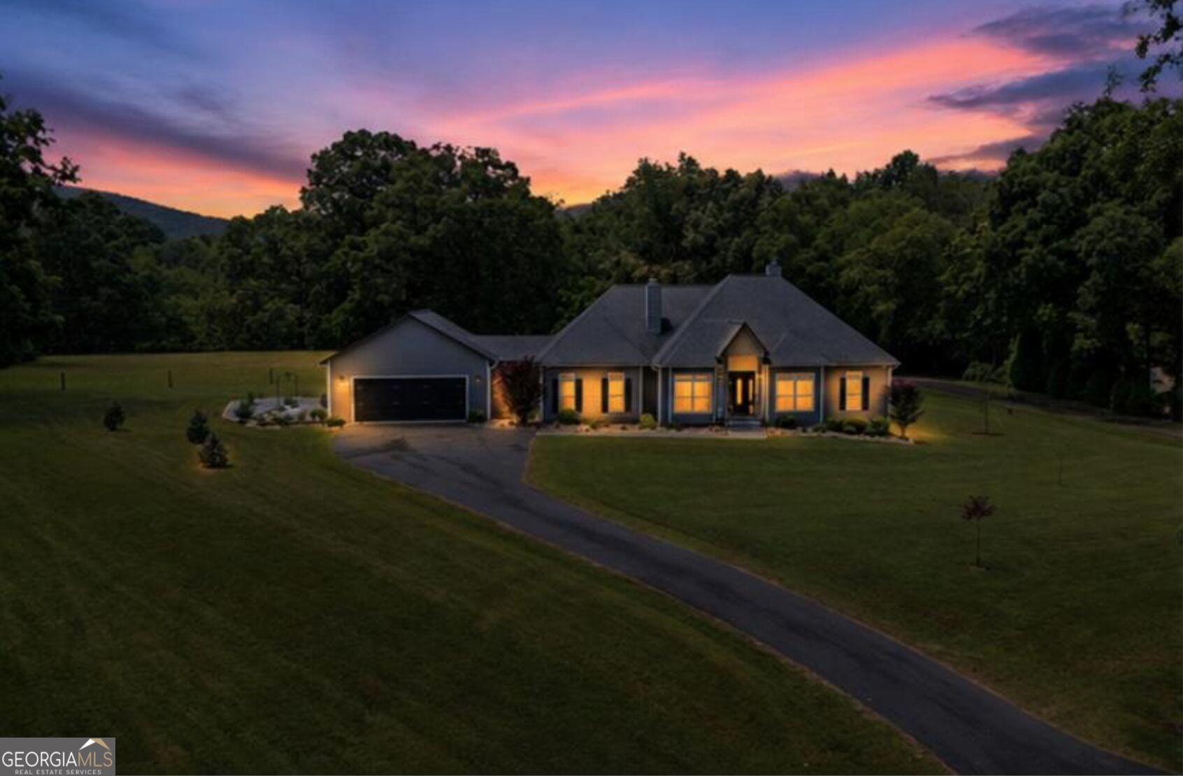 Smithfield Ln, Young Harris, GA 30582