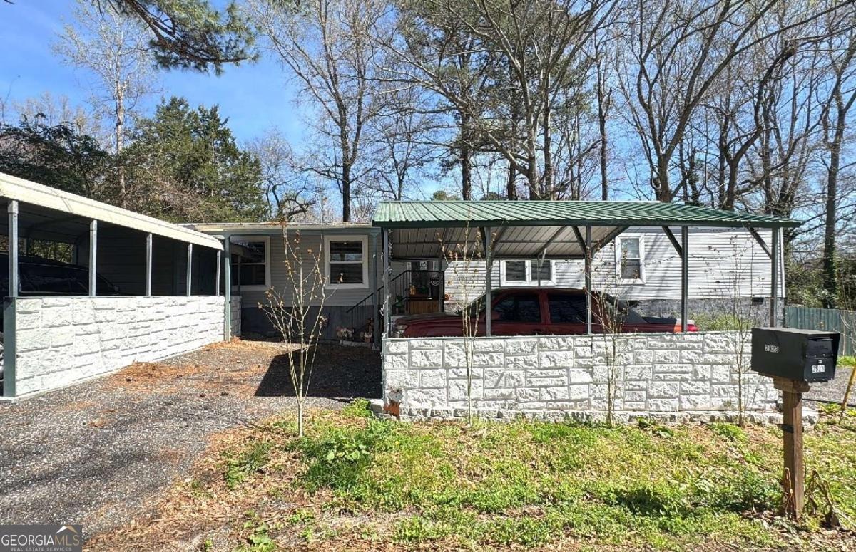 Pineridge Dr, Conyers, GA 30012
