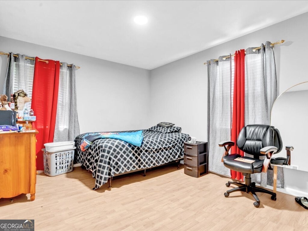 Greenwood Dr, Norcross, GA 30093