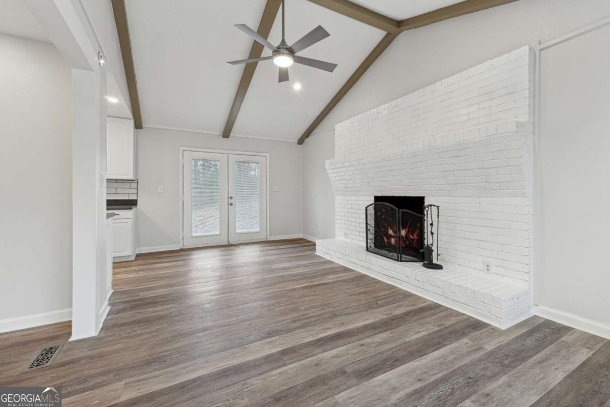 Deerwood Ln, Acworth, GA 30102