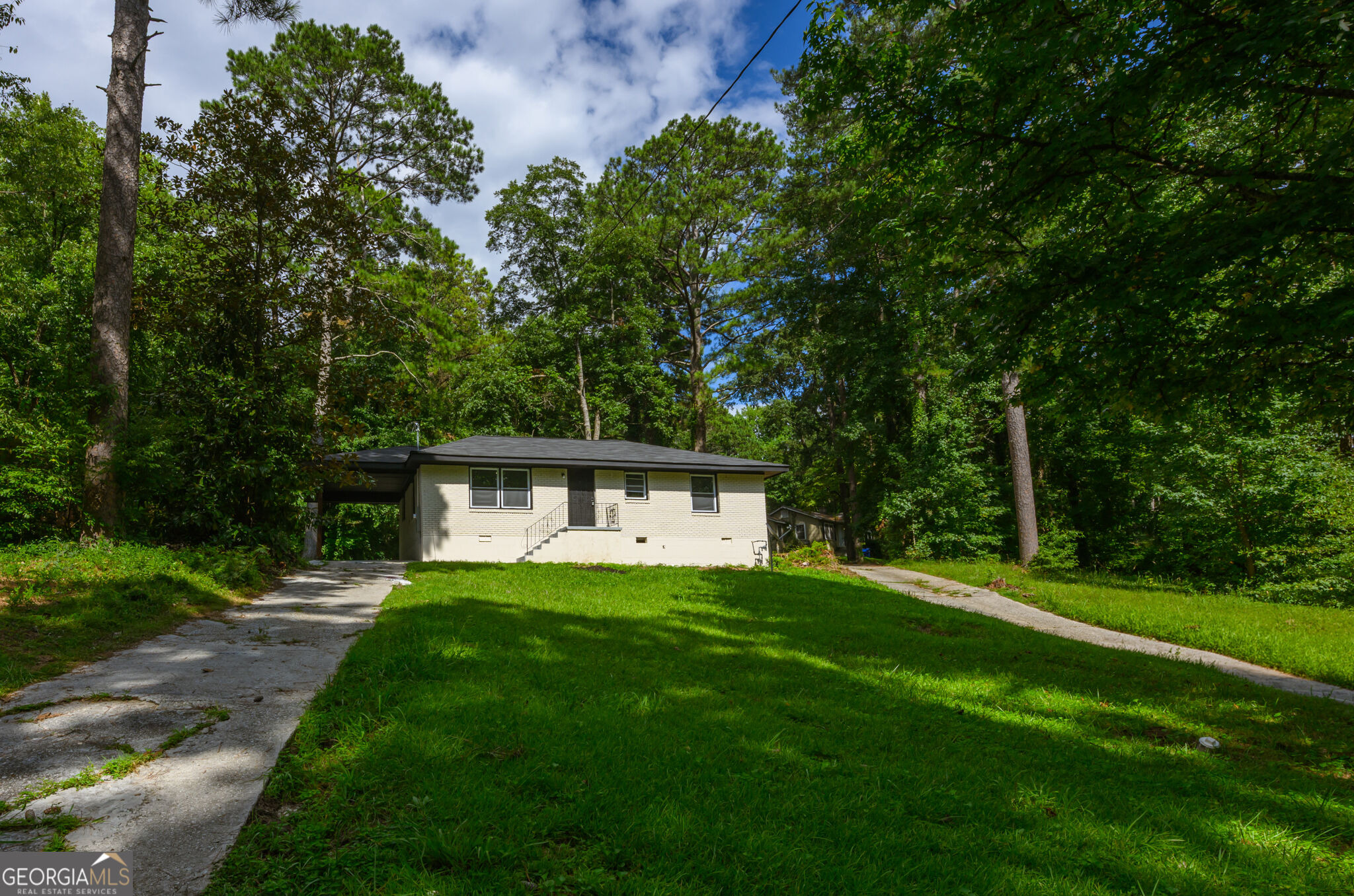 Humphries Dr, Atlanta, GA 30354
