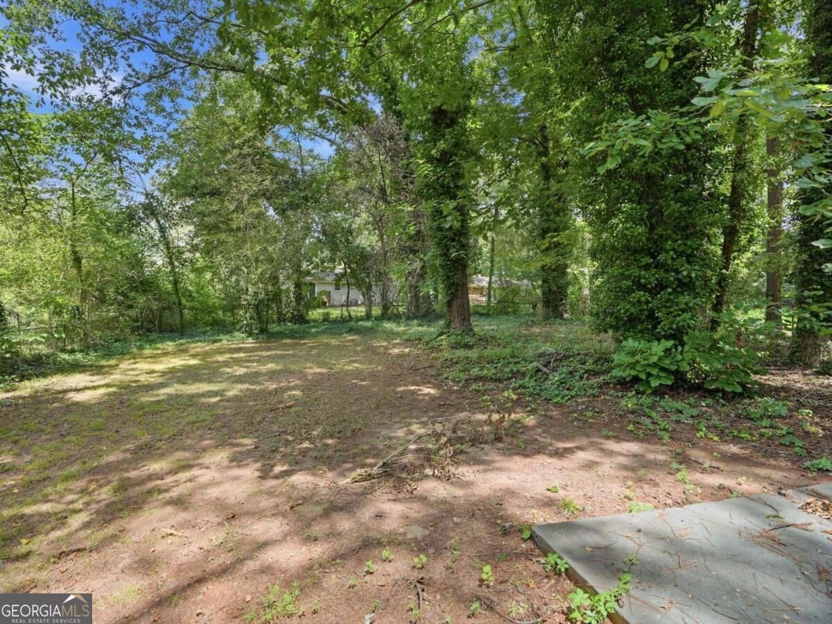 Malibu Dr, Decatur, GA 30035