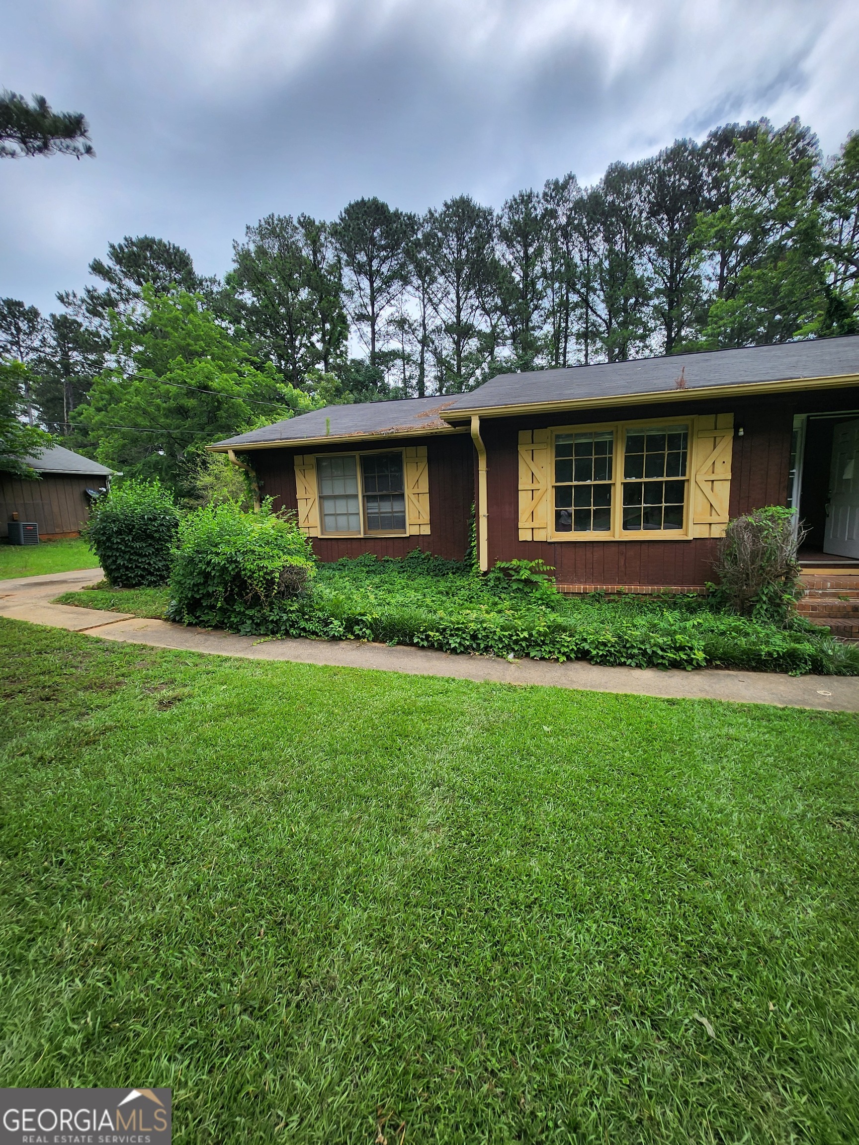Dogwood Farm Rd, Decatur, GA 30034