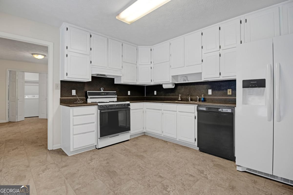 Deer Ridge Ct, Mcdonough, GA 30252 #1