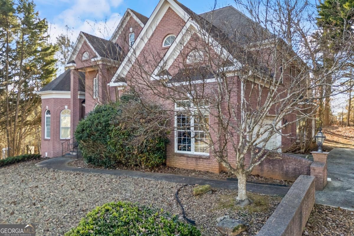 Eagle Close Ln, Sugar Hill, GA 30518