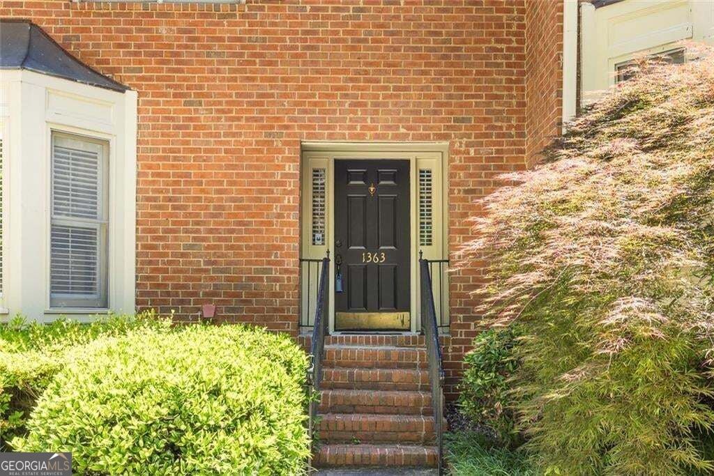 Sheffield Glen Way, Atlanta, GA 30329 #1