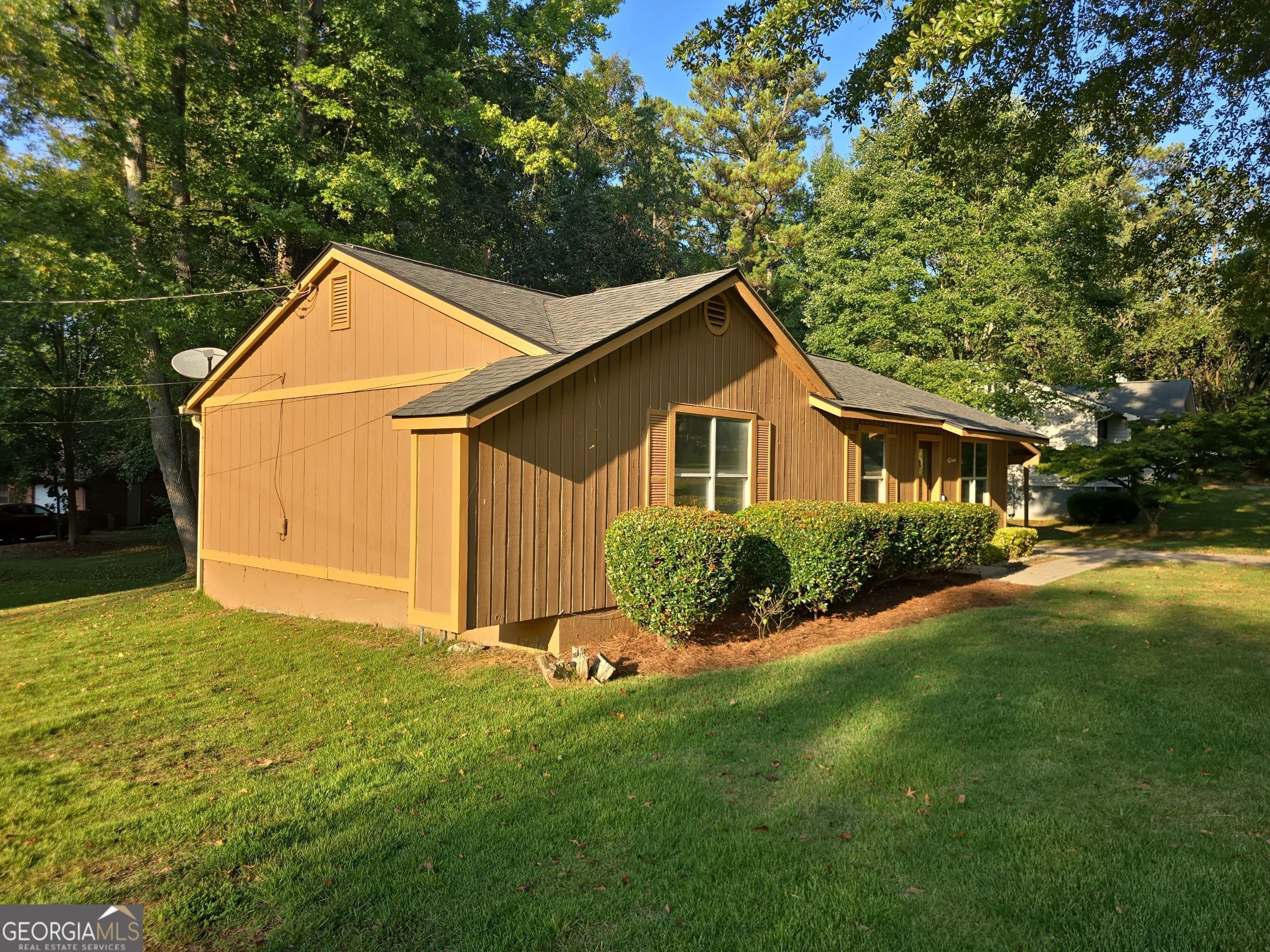 Caliente Ln, Rex, GA 30273