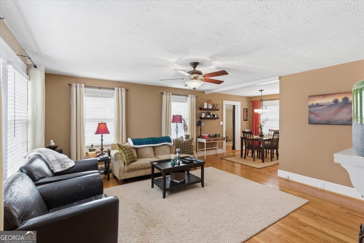 Cave Spring St, Cedartown, GA 30125