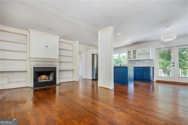 Warren Ct, Atlanta, GA 30318