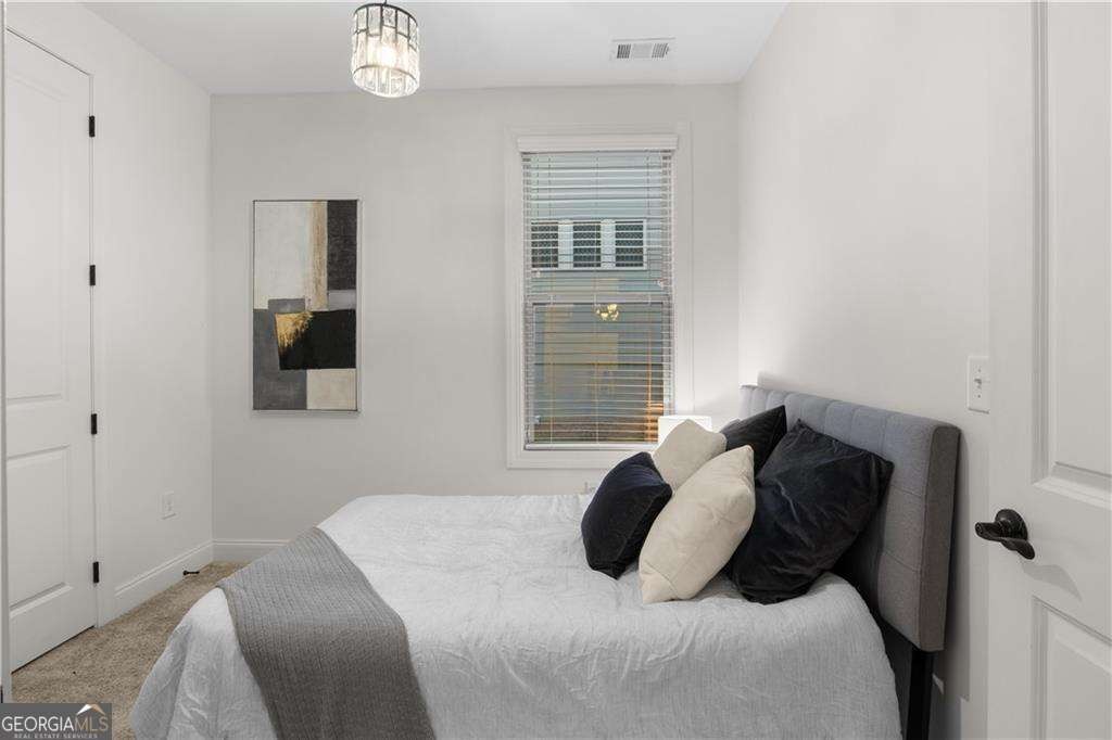 Cottonwood Cir, Peachtree City, GA 30269