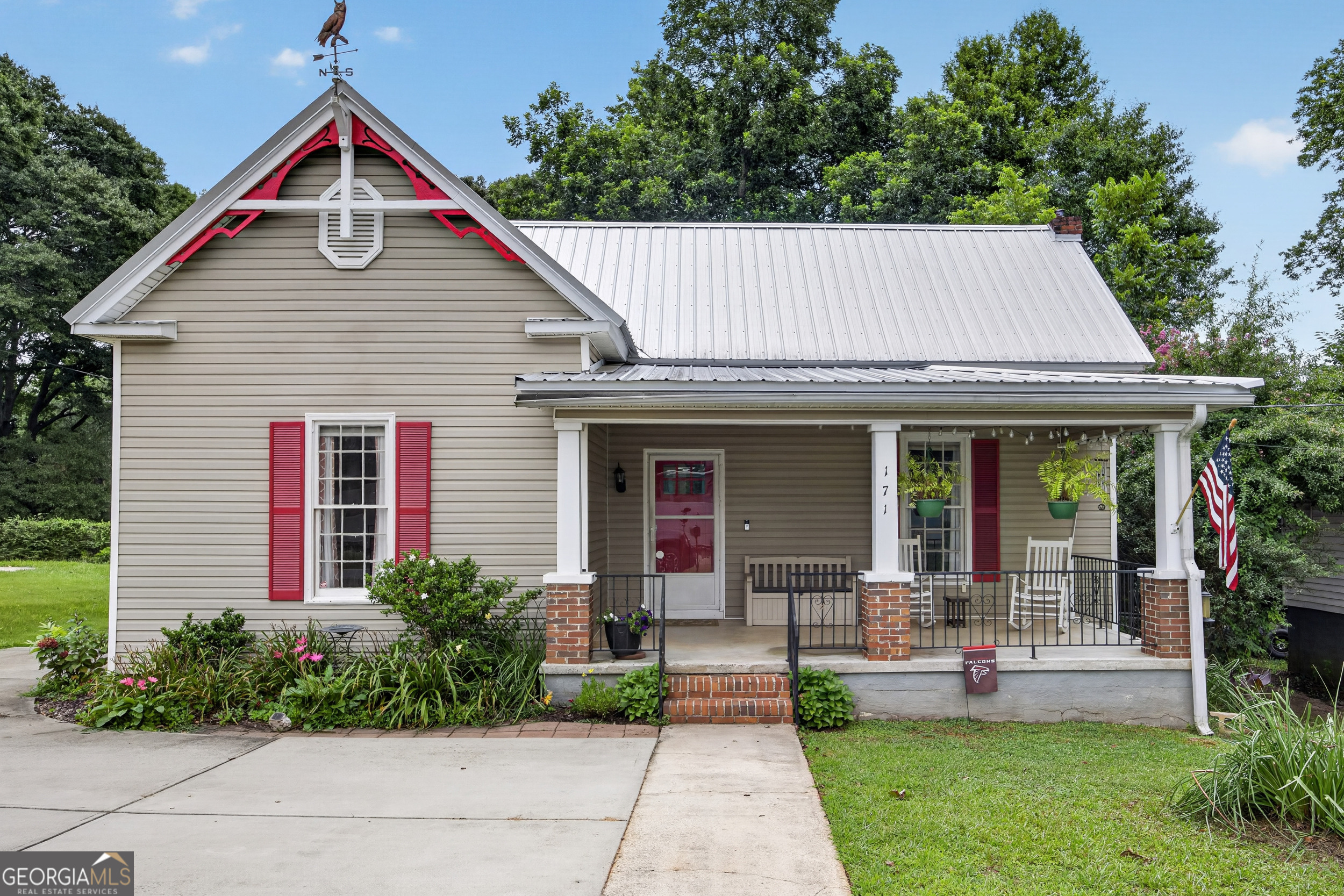 Broad St, Fairburn, GA 30213
