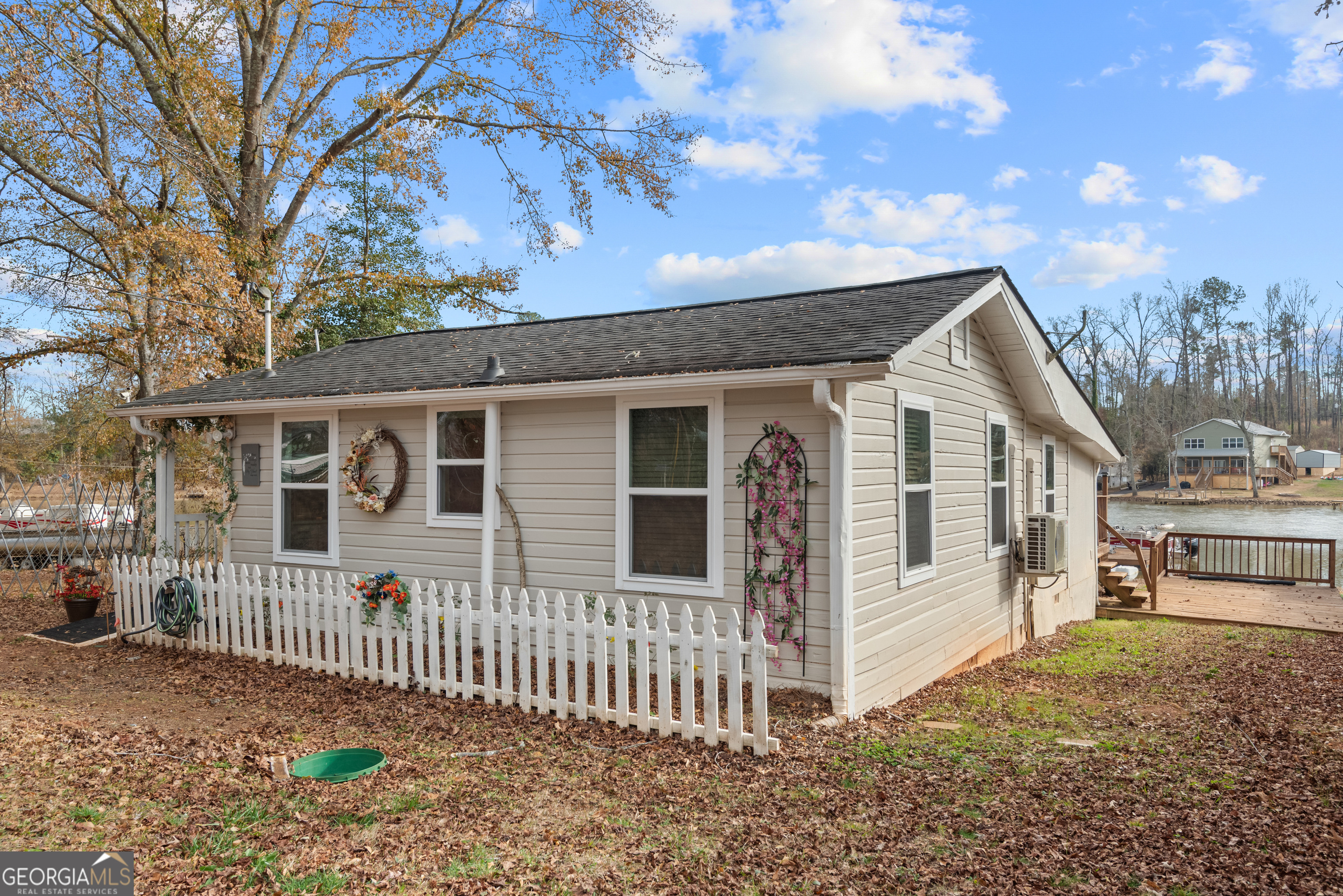 Southern Shores Rd, Jackson, GA 30233