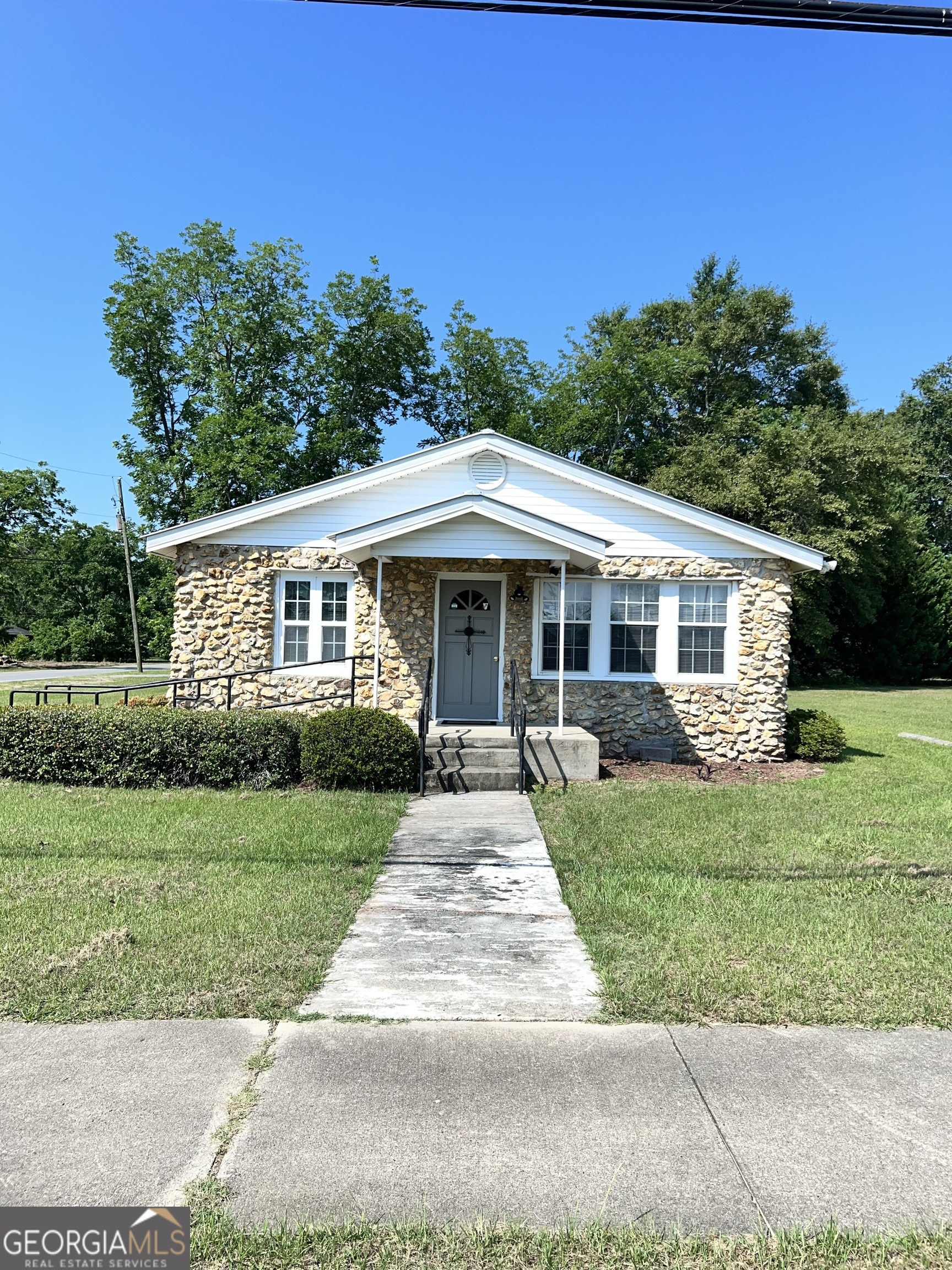 Coleman Ave, East Dublin, GA 31027